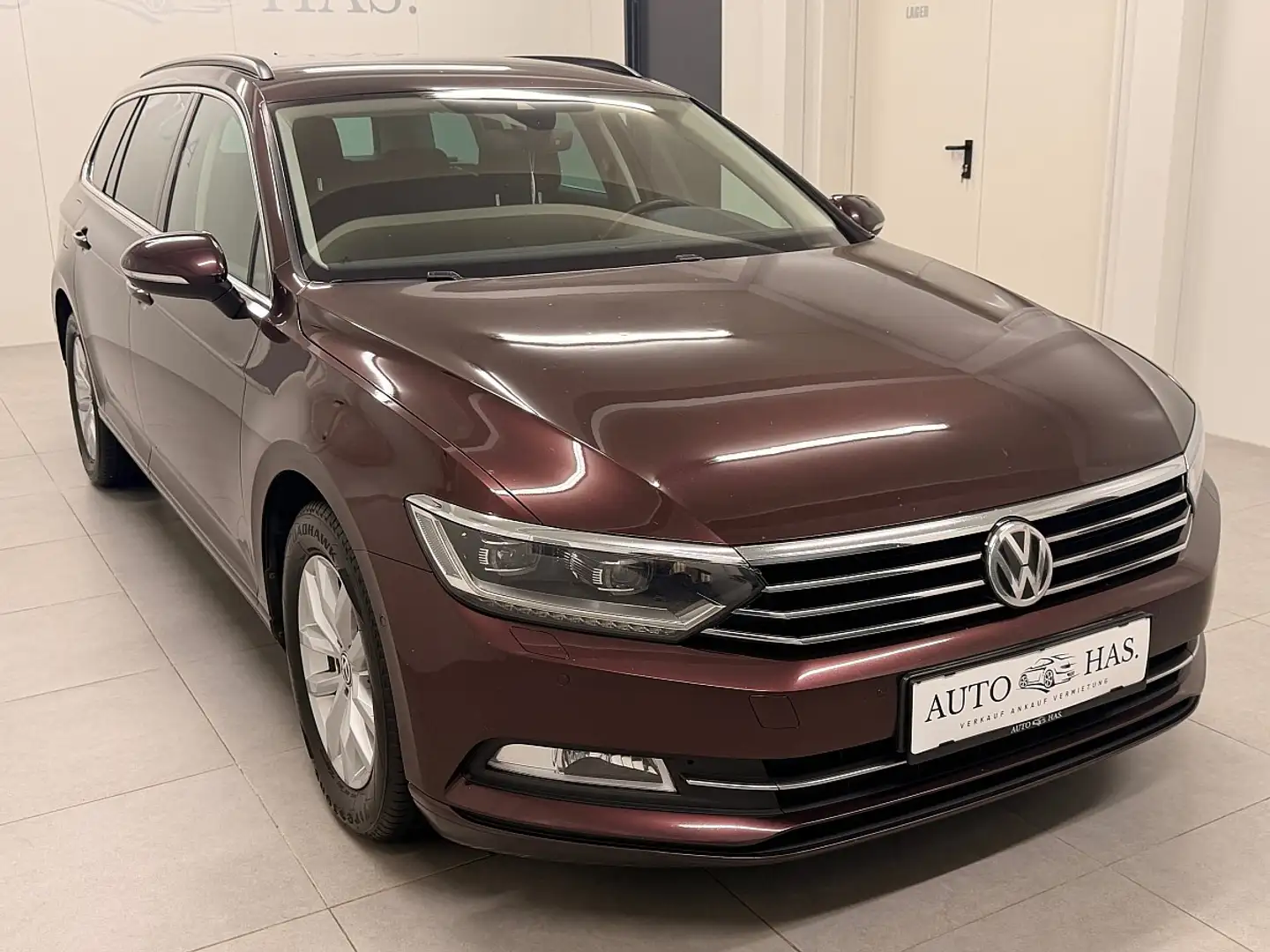 Volkswagen Passat Variant Comfortline 1,6 TDI DSG Rot - 1