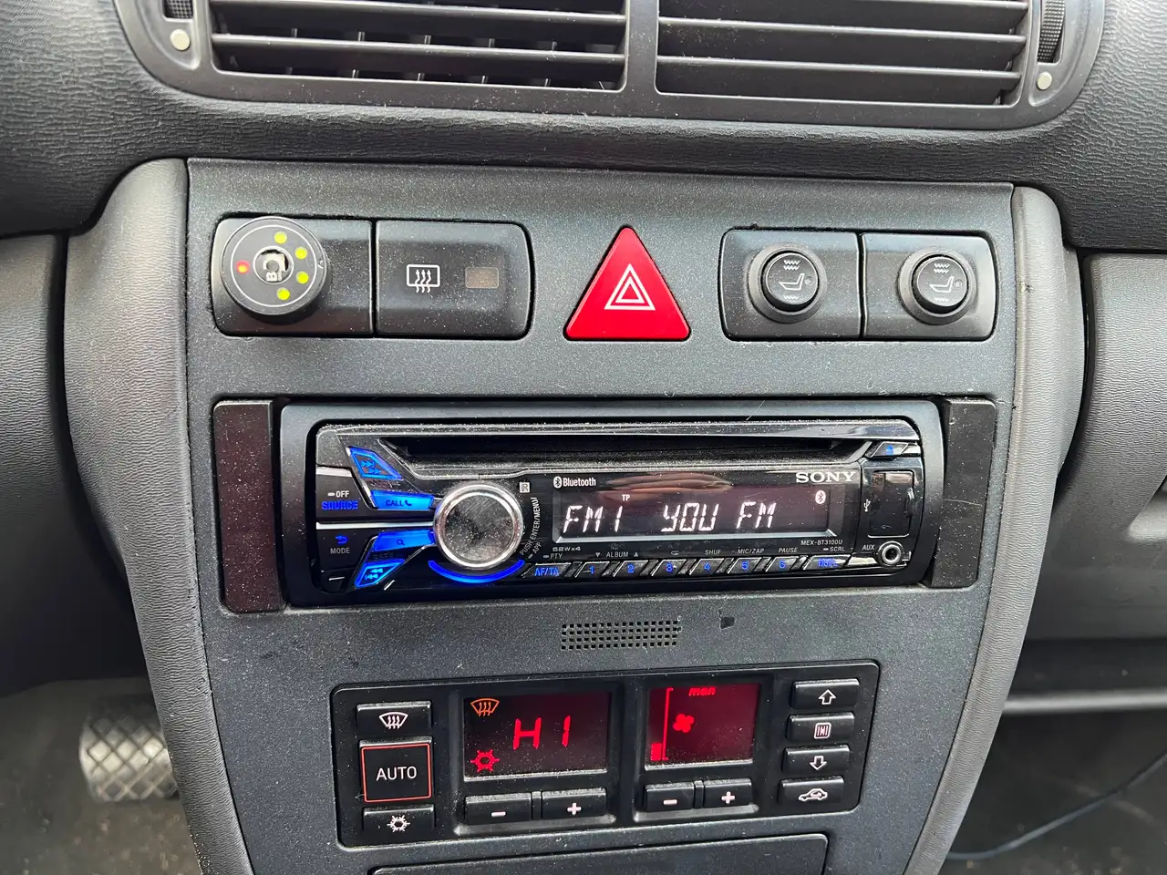 Audi A3 1.6 Attraction Automatik Gas Benzin allWeterreifen, foto 6