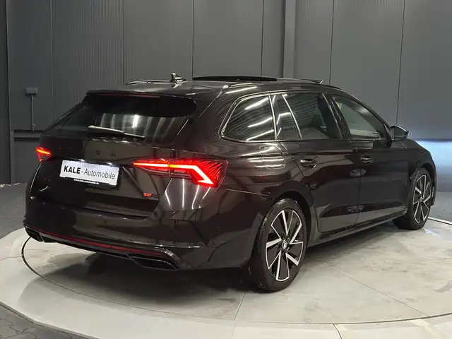 Skoda Octavia view 4