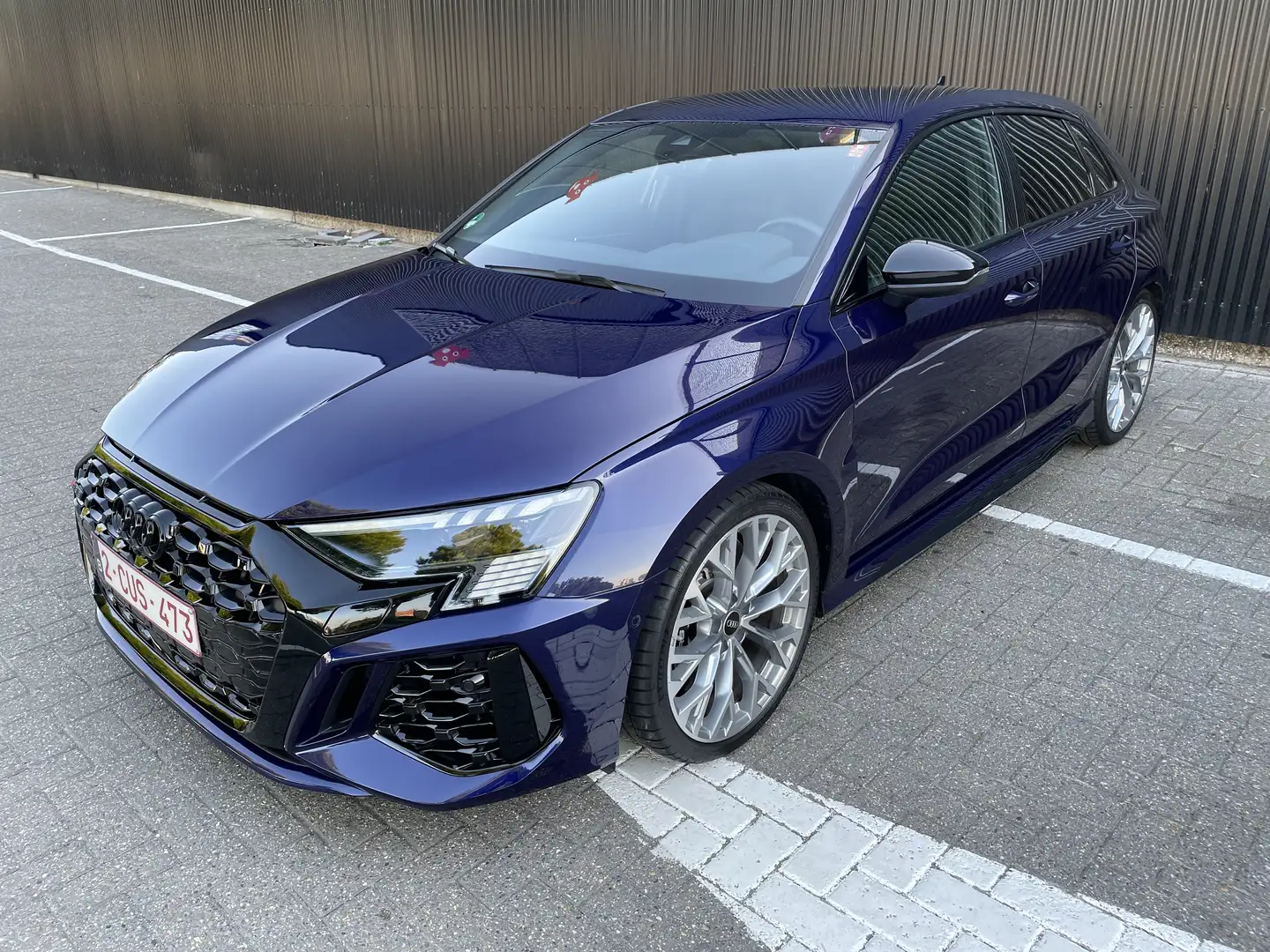 Audi RS3 TFSI Sportback quattro S tronic Blauw - 1
