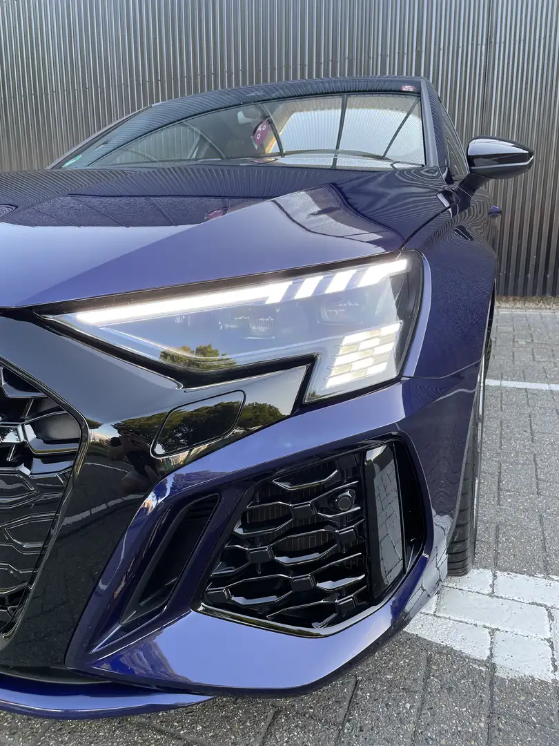 Audi RS3 TFSI Sportback quattro S tronic Blauw - 2