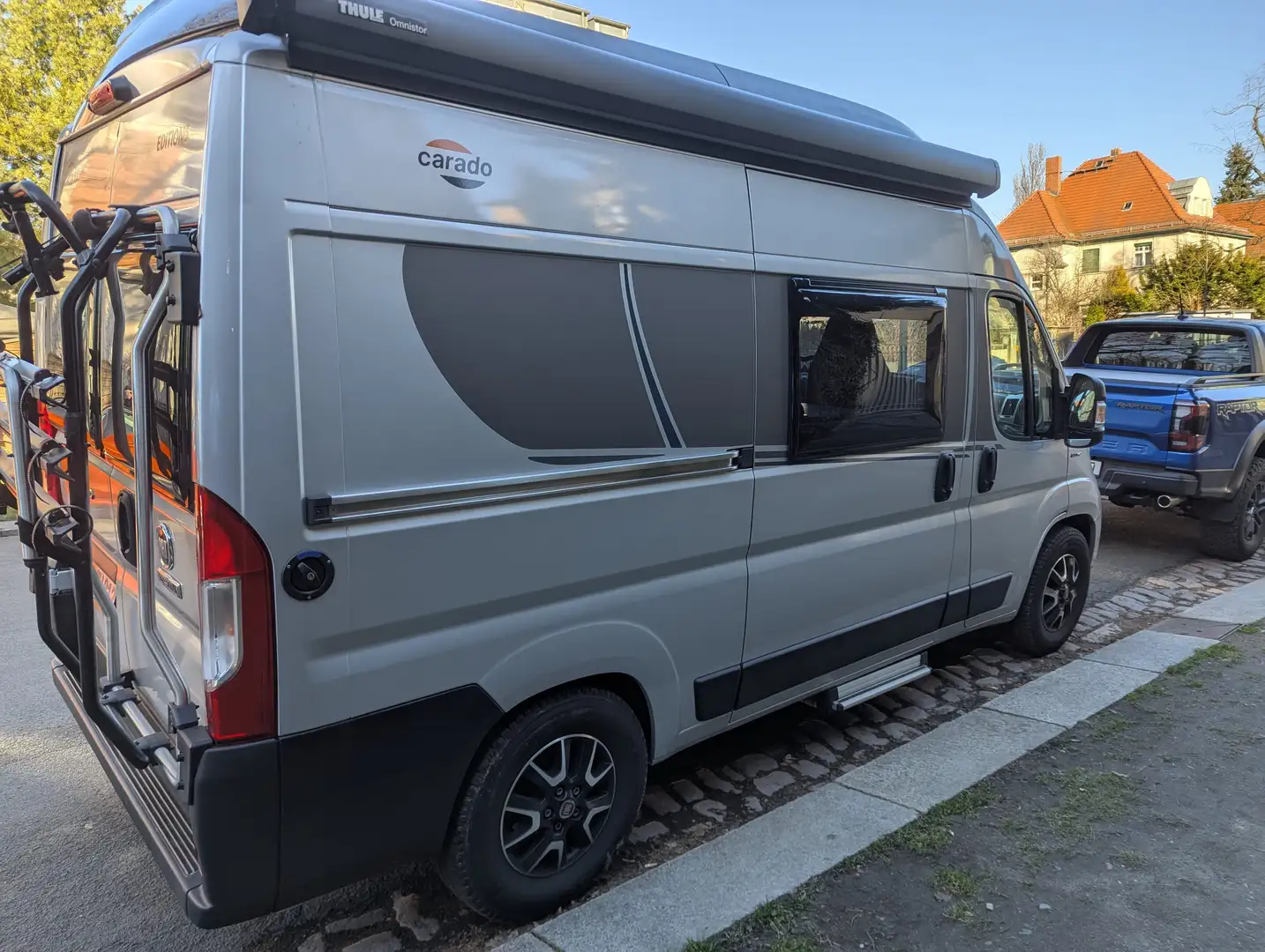 Caravans-Wohnm Carado CV540 Edition-15- Aufstelldach/Fahrradträger Silber - 2