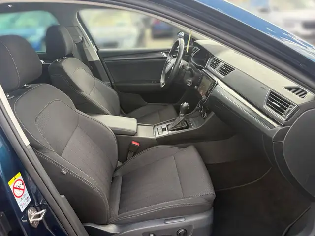 Skoda Superb view 10