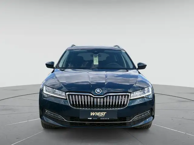Skoda Superb view 2