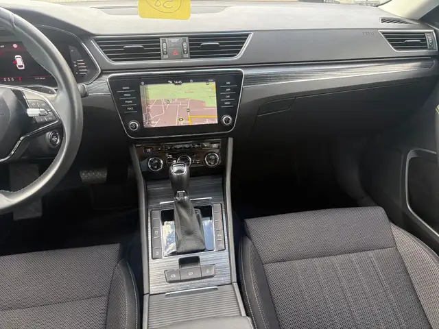 Skoda Superb view 15