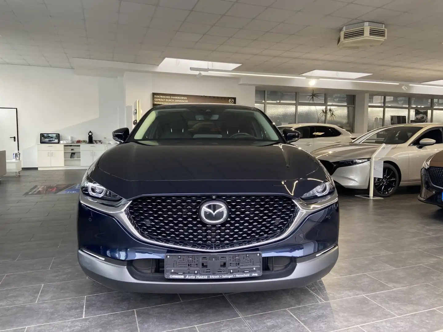 Mazda CX-30 2.0 122PS Selection Des-P Premium-P 18 Zol Blau - 2
