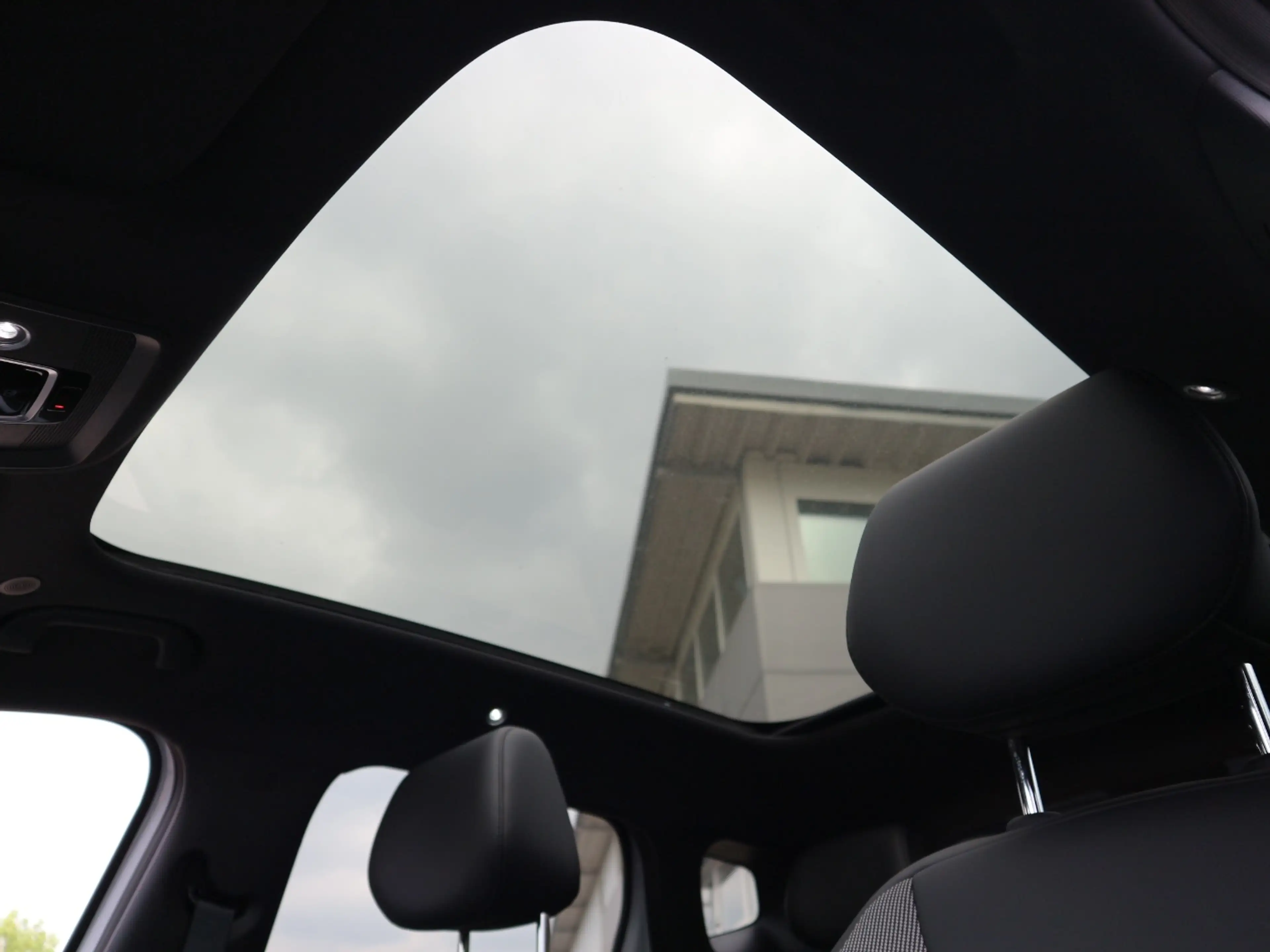 BYD Dolphin G DM i Comfort Navi 360° ACC — photo 26