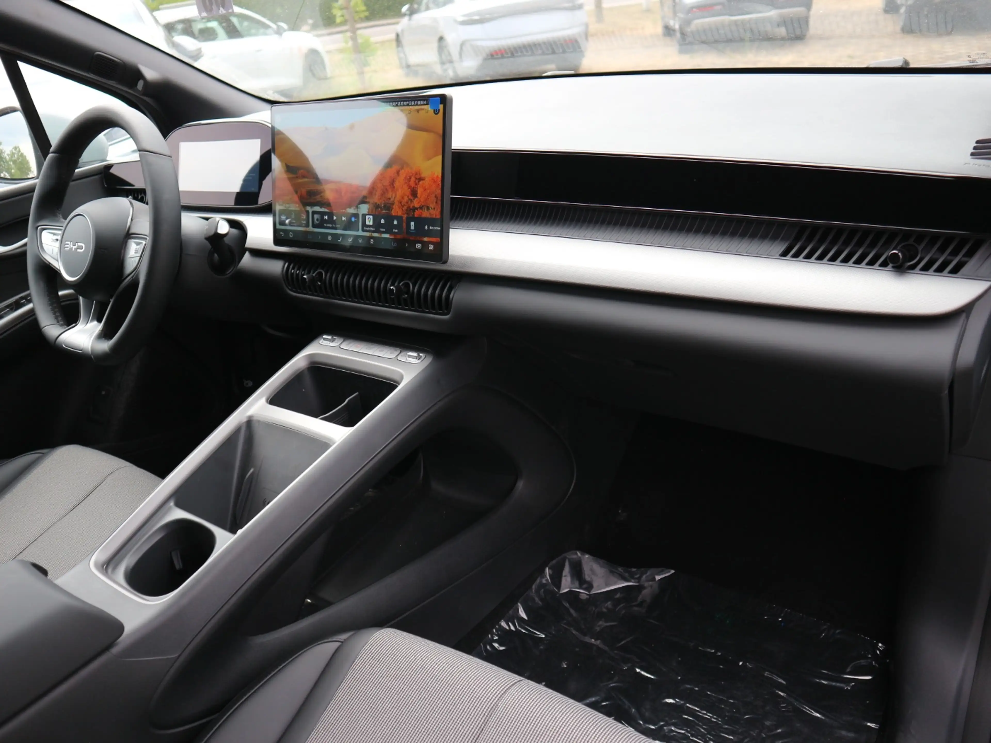 BYD Dolphin G DM i Comfort Navi 360° ACC — photo 21