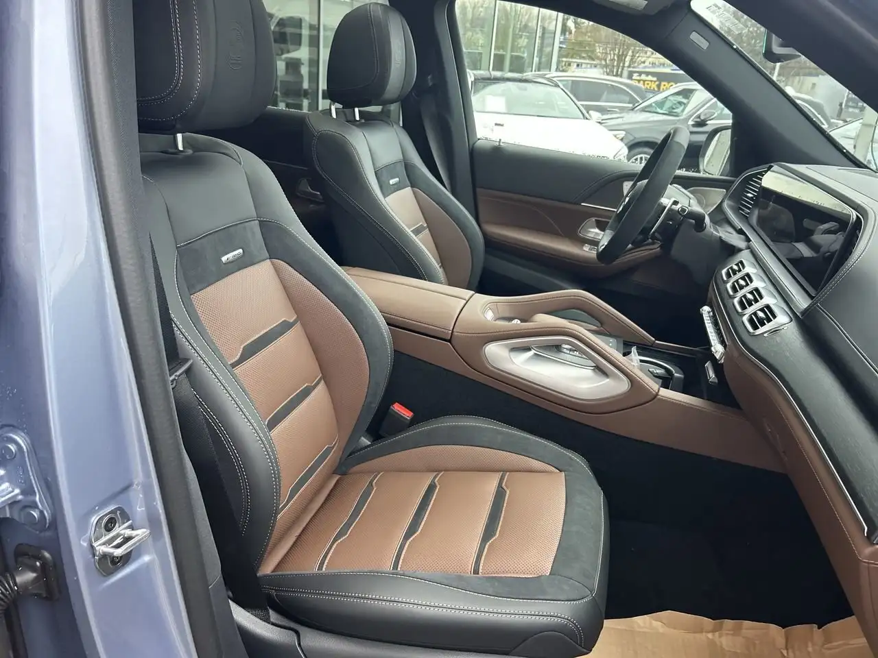 Mercedes-Benz GLE снимка Mercedes-Benz GLE