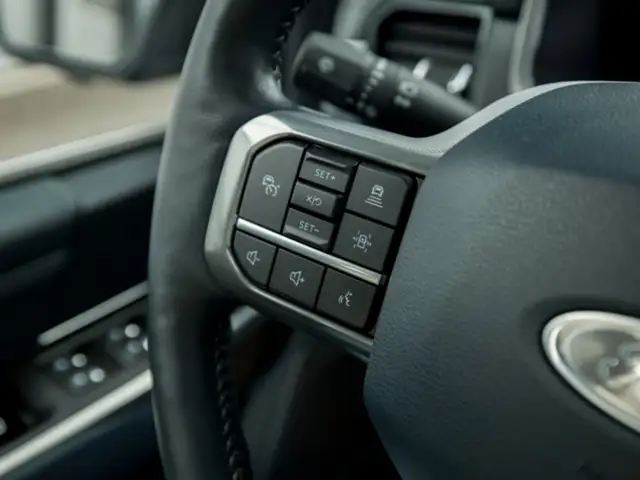 Ford F 150 F-150 LIMITED FHEV SuperCrew 5,5'-Bed 4x4 Ansicht 43