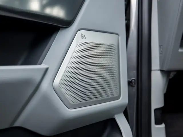 Ford F 150 F-150 LIMITED FHEV SuperCrew 5,5'-Bed 4x4 Ansicht 30