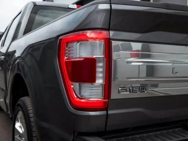 Ford F 150 F-150 LIMITED FHEV SuperCrew 5,5'-Bed 4x4 Ansicht 9