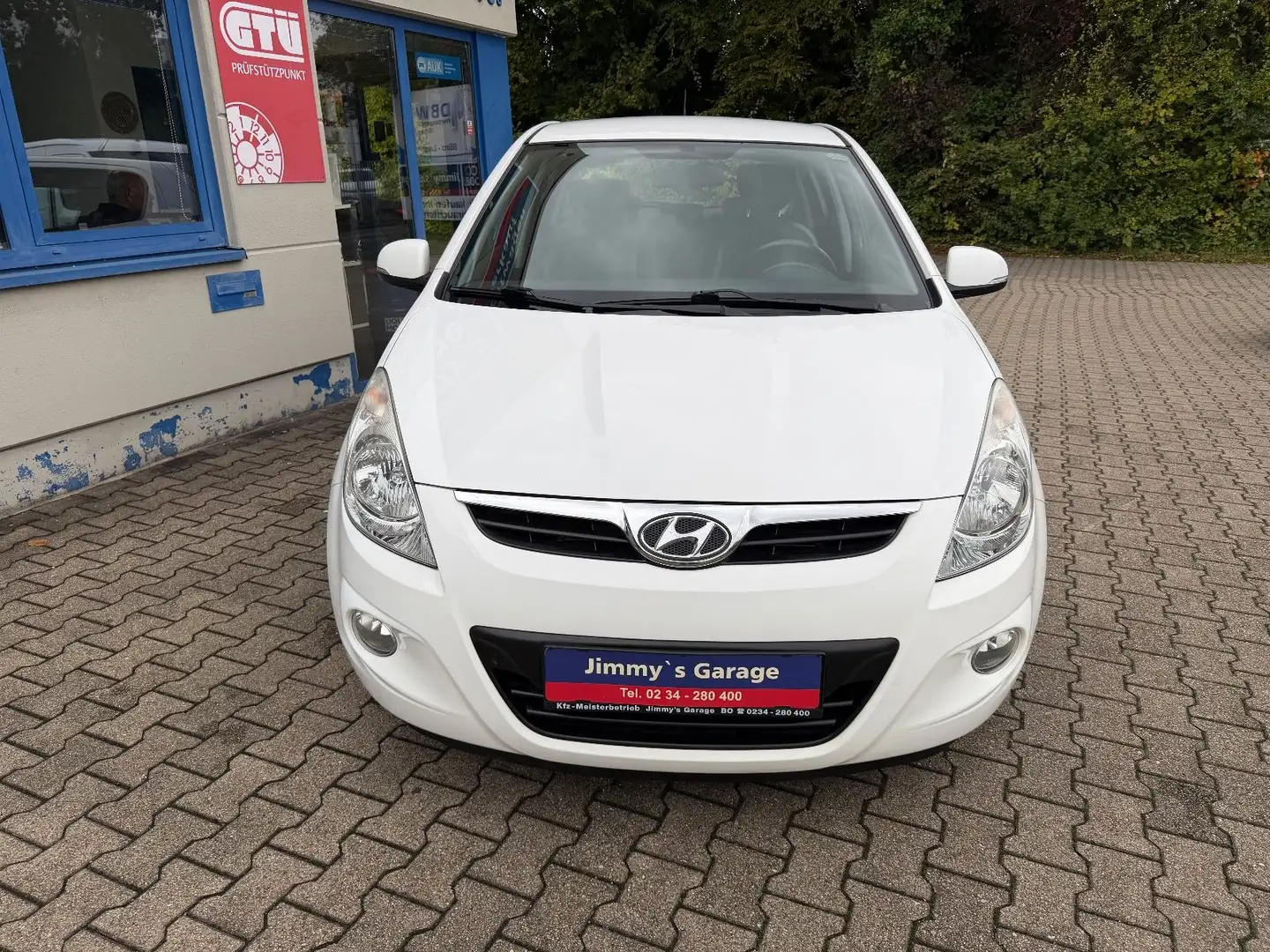 Hyundai i20 Trend Weiß - 2