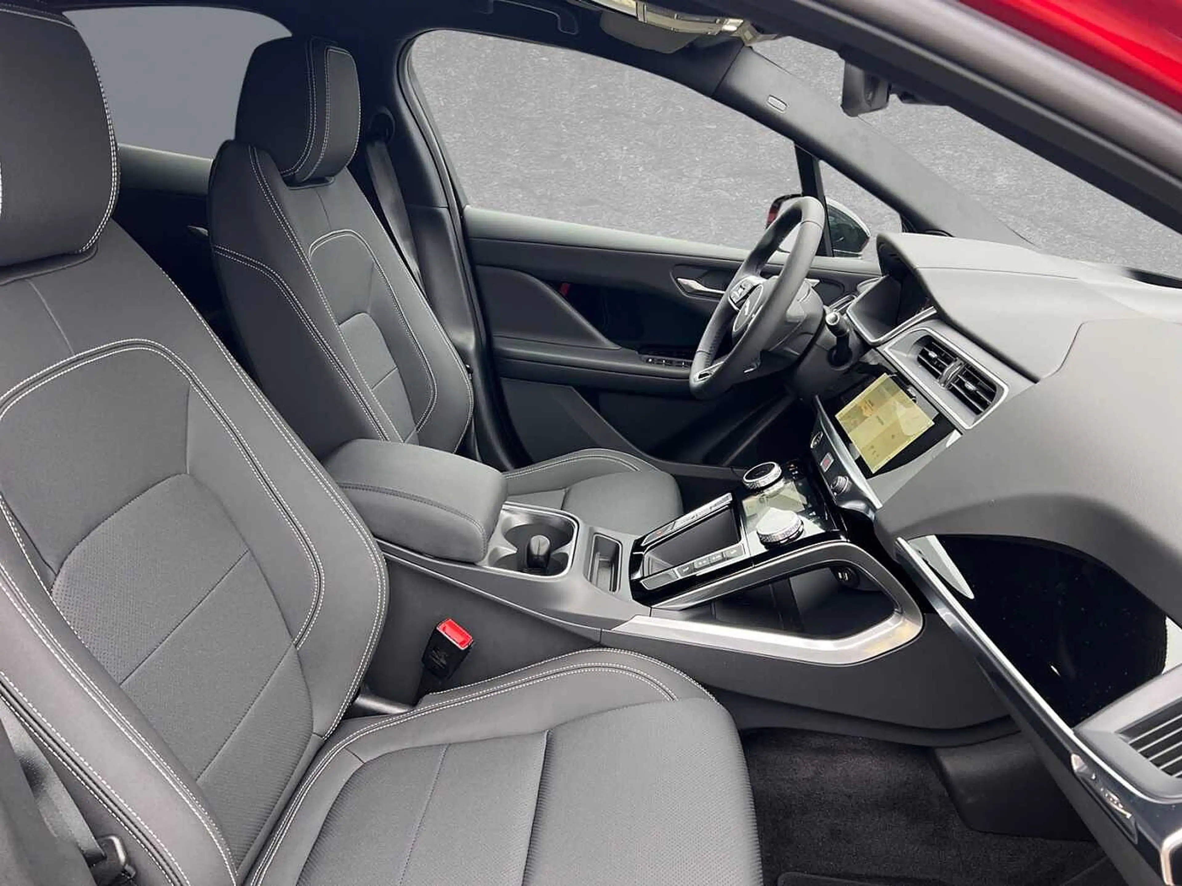 Jaguar I-Pace EV400 AWD S — photo 3