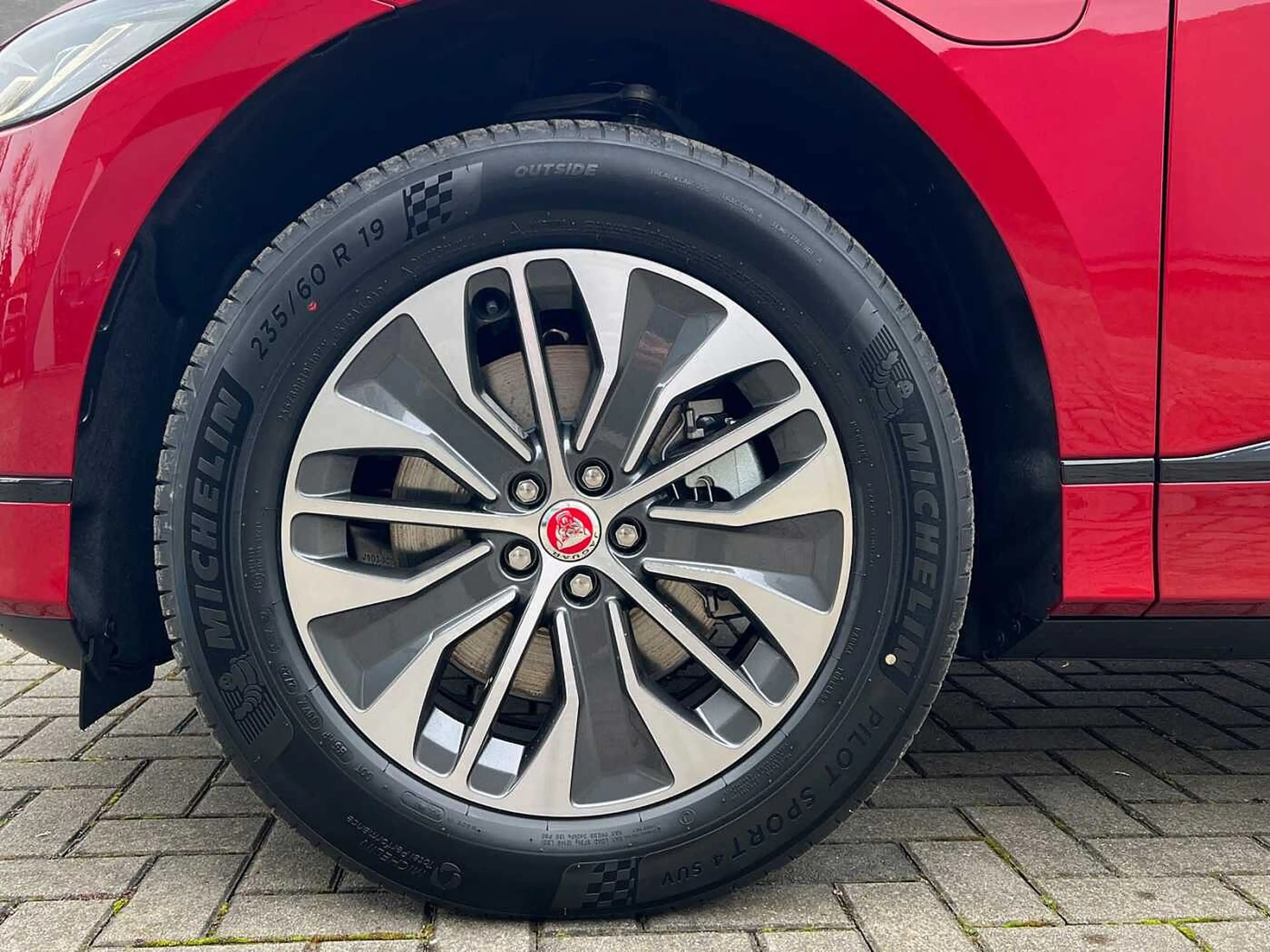 Jaguar I-Pace EV400 AWD S — photo 9