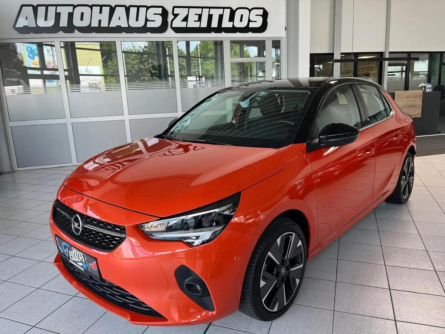 Opel Corsa F e First Edition *Navi*LED*SHZ*LHZ*PDC* Orange - 1