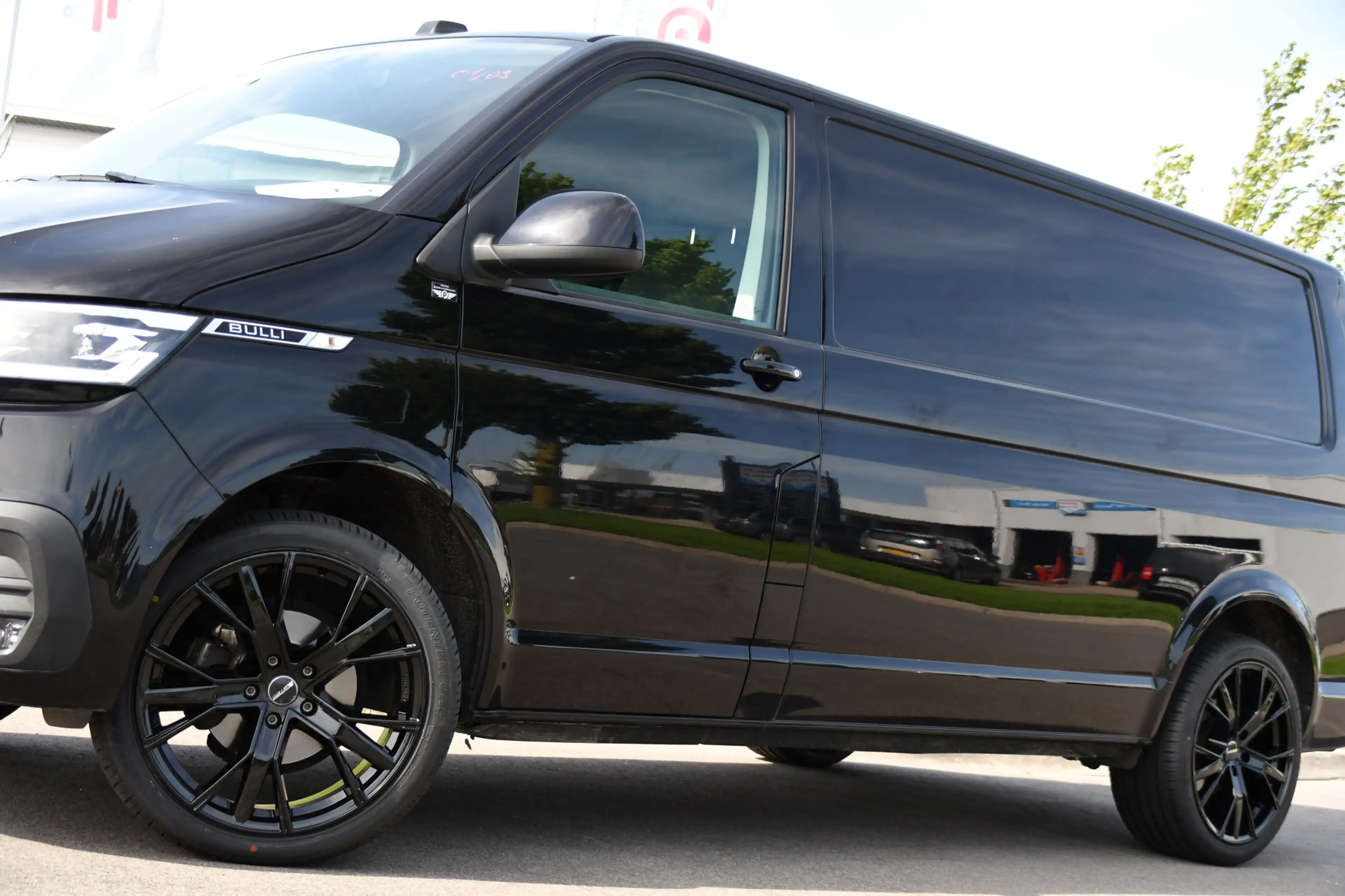 Volkswagen Transporter 2.0 TDI L2H1 30 Bulli Virtual, Cruise, Camera, Car — photo 35