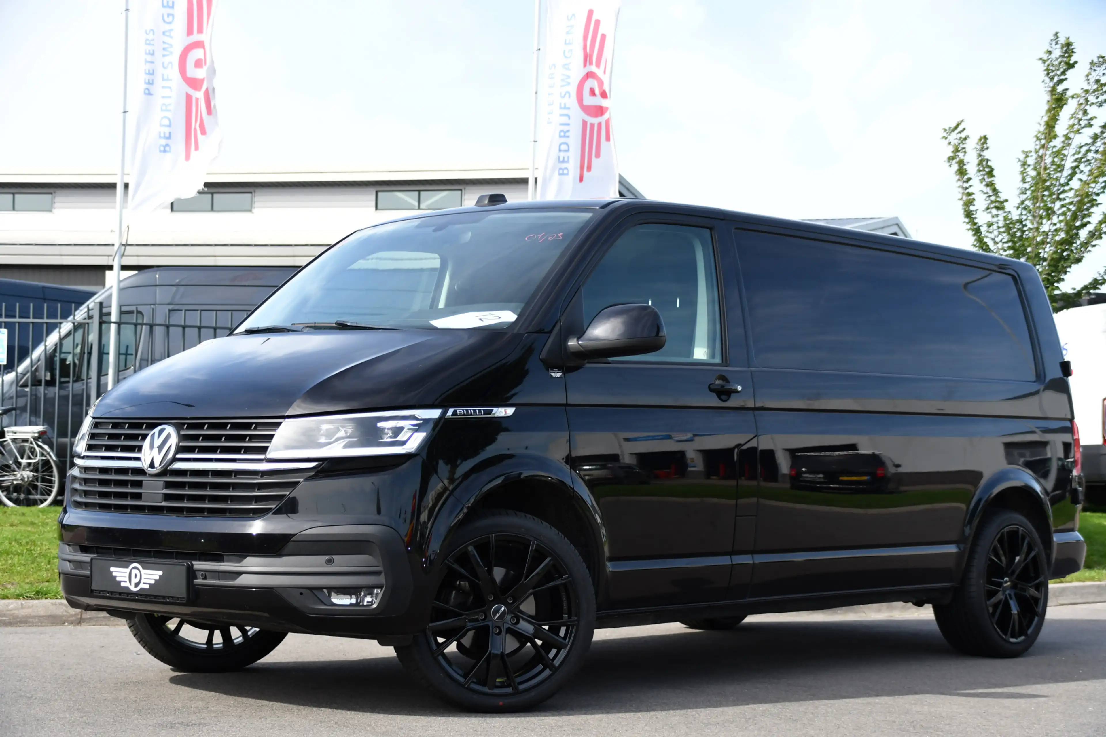 Volkswagen Transporter 2.0 TDI L2H1 30 Bulli Virtual, Cruise, Camera, Car — photo 4