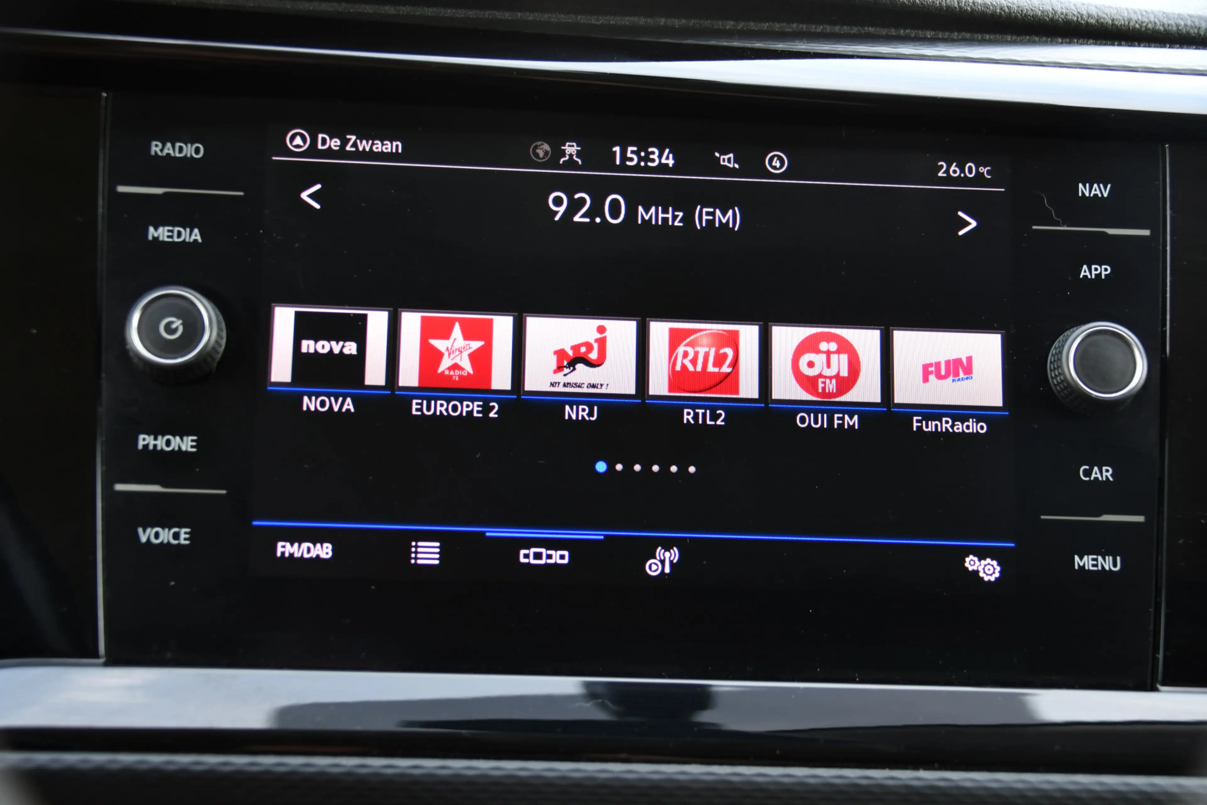 Volkswagen Transporter 2.0 TDI L2H1 30 Bulli Virtual, Cruise, Camera, Car — photo 30