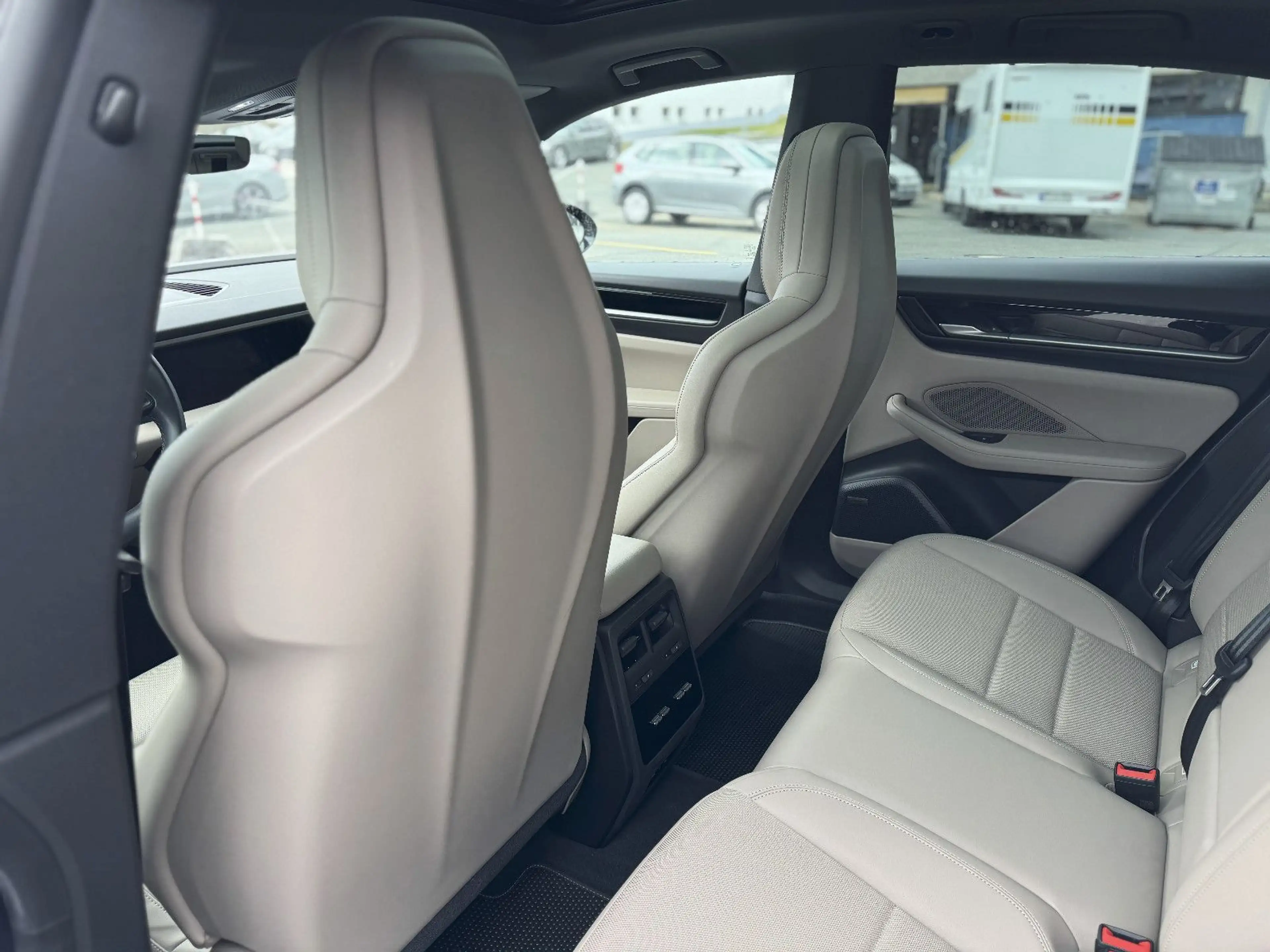 Porsche Macan UVP 98´Luft, Pano, 21", 18, Surround, BOSE — photo 24