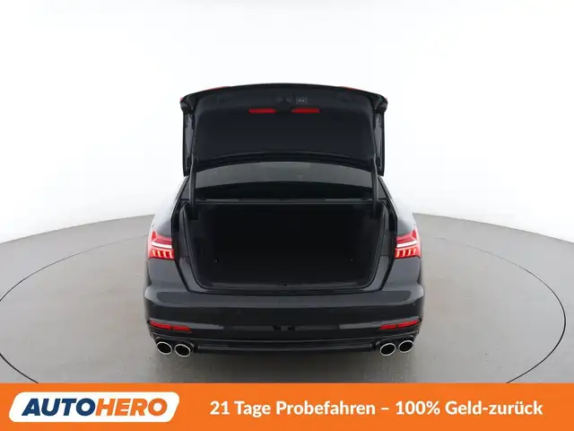 Audi A6 view 16