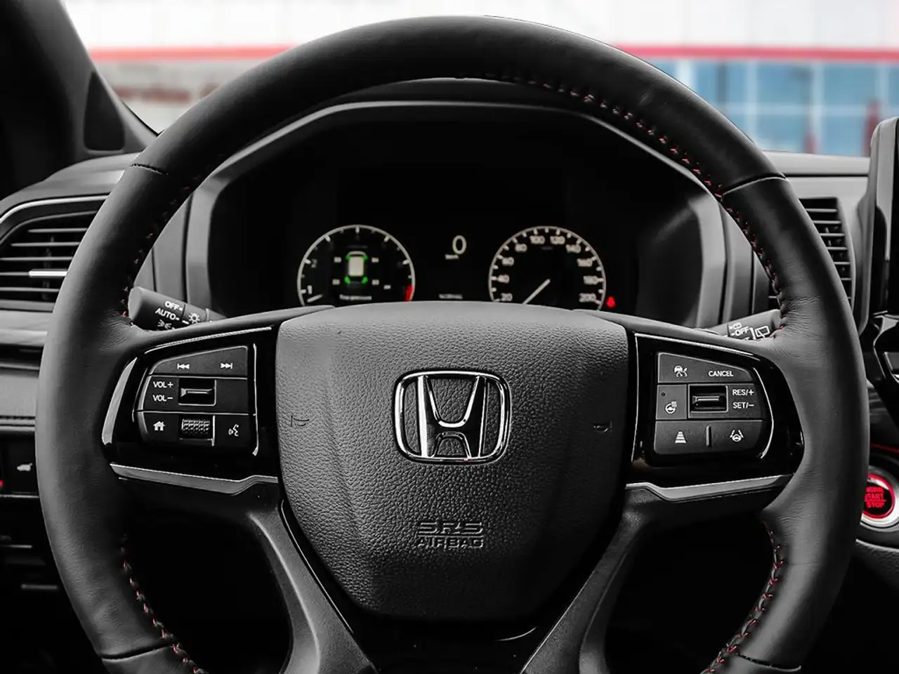 Honda Odyssey снимка Honda Odyssey