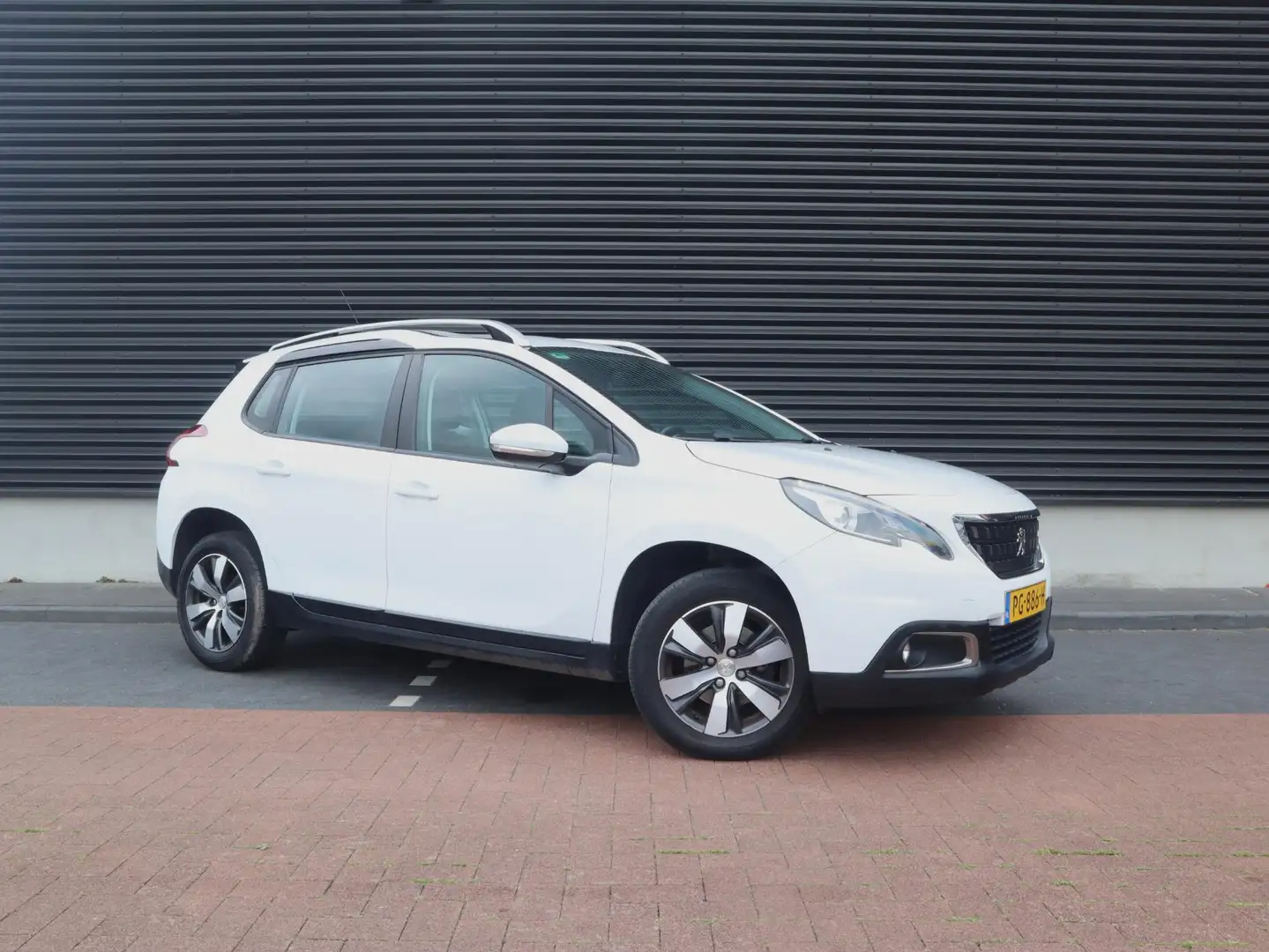 Peugeot 2008 1.2 PureTech Blue Lion | Airco | Cruise | Navi Ful Bianco - 2