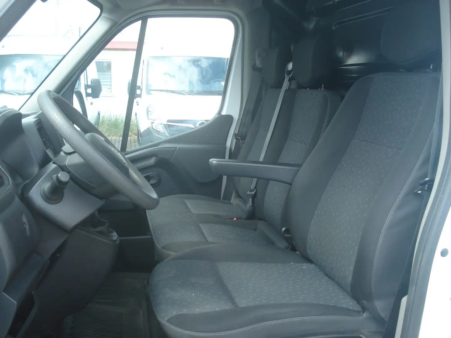 Opel Movano B L2H2 3,5t 47950Km Klima EURO6 PDC Beyaz - 2