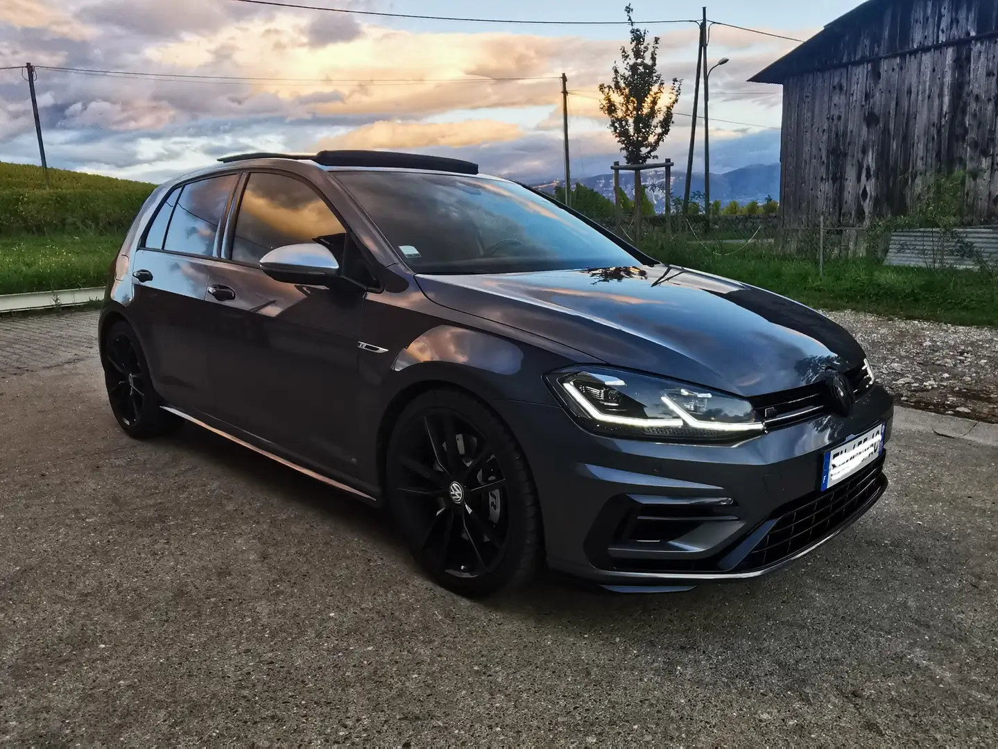 Volkswagen Golf Golf 2.0 TSI 300 DSG7 4Motion R - 1