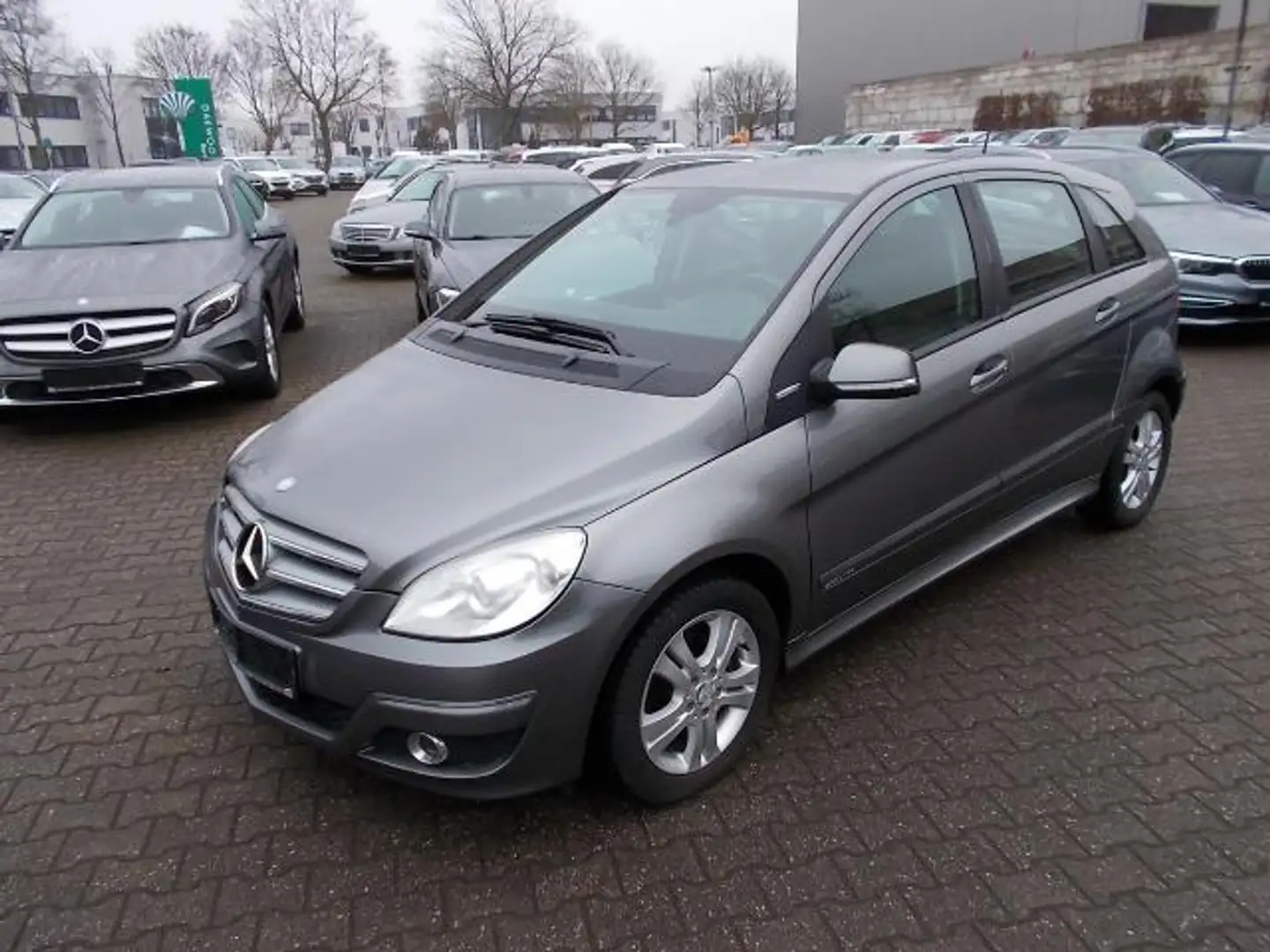 Mercedes-Benz B 180 B180, Klima, Aluf., Allwetter Grijs - 1