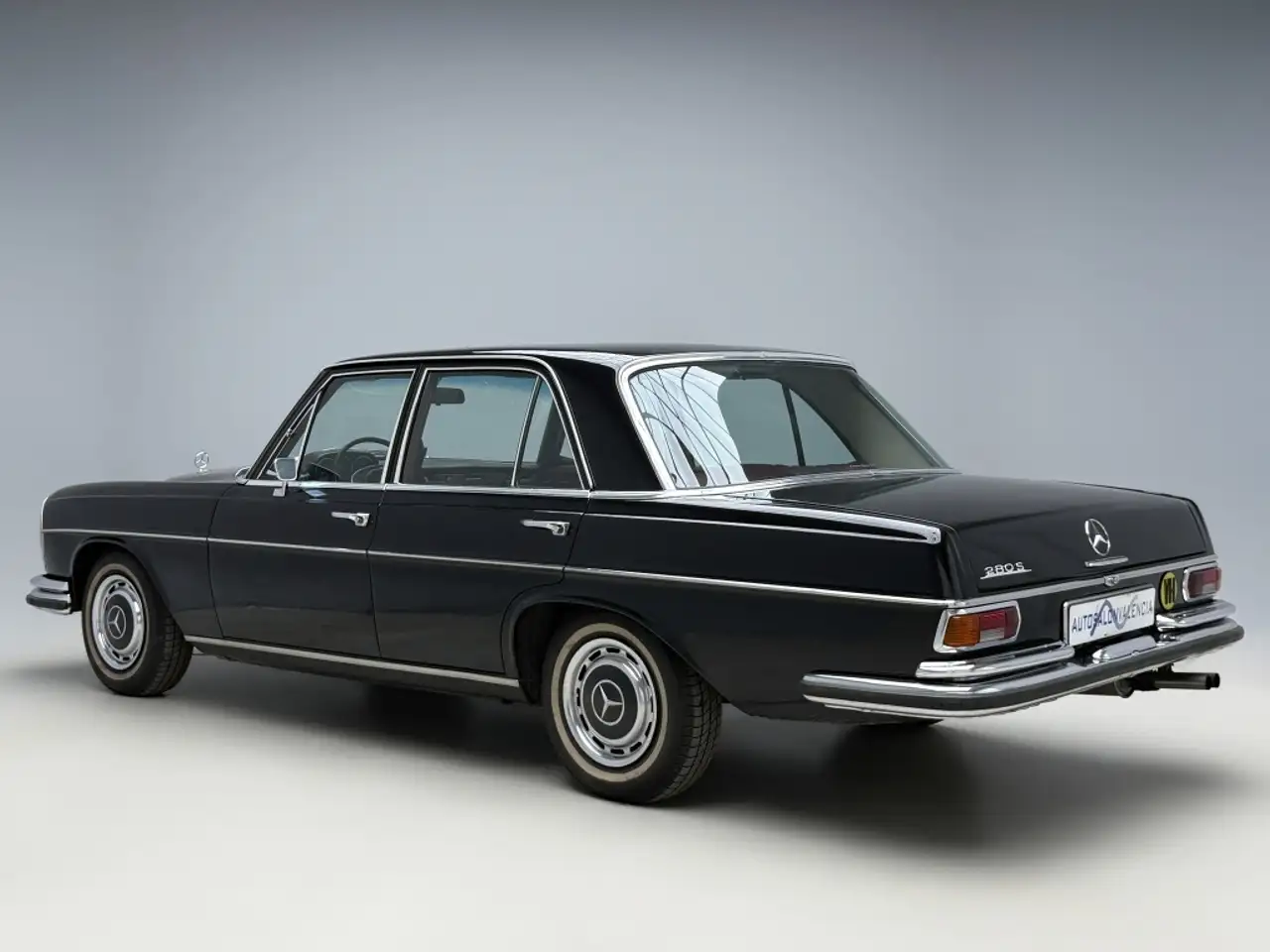 Mercedes-Benz 280 S (108), foto 2
