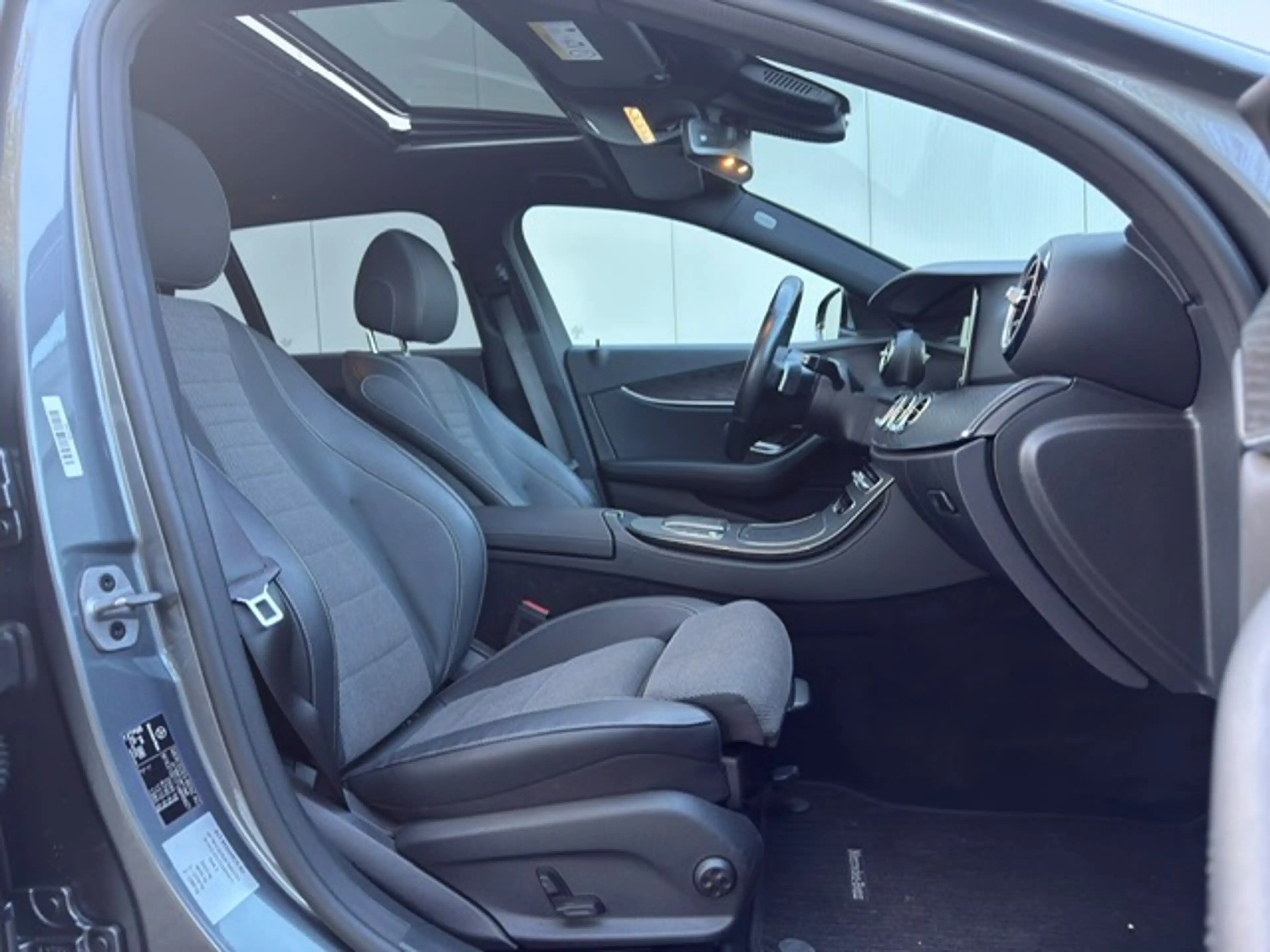 Mercedes-Benz E 220 4X4 ALL TERRAIN lichte vracht (ombouw naar personenwagen mogelijk) — photo 7