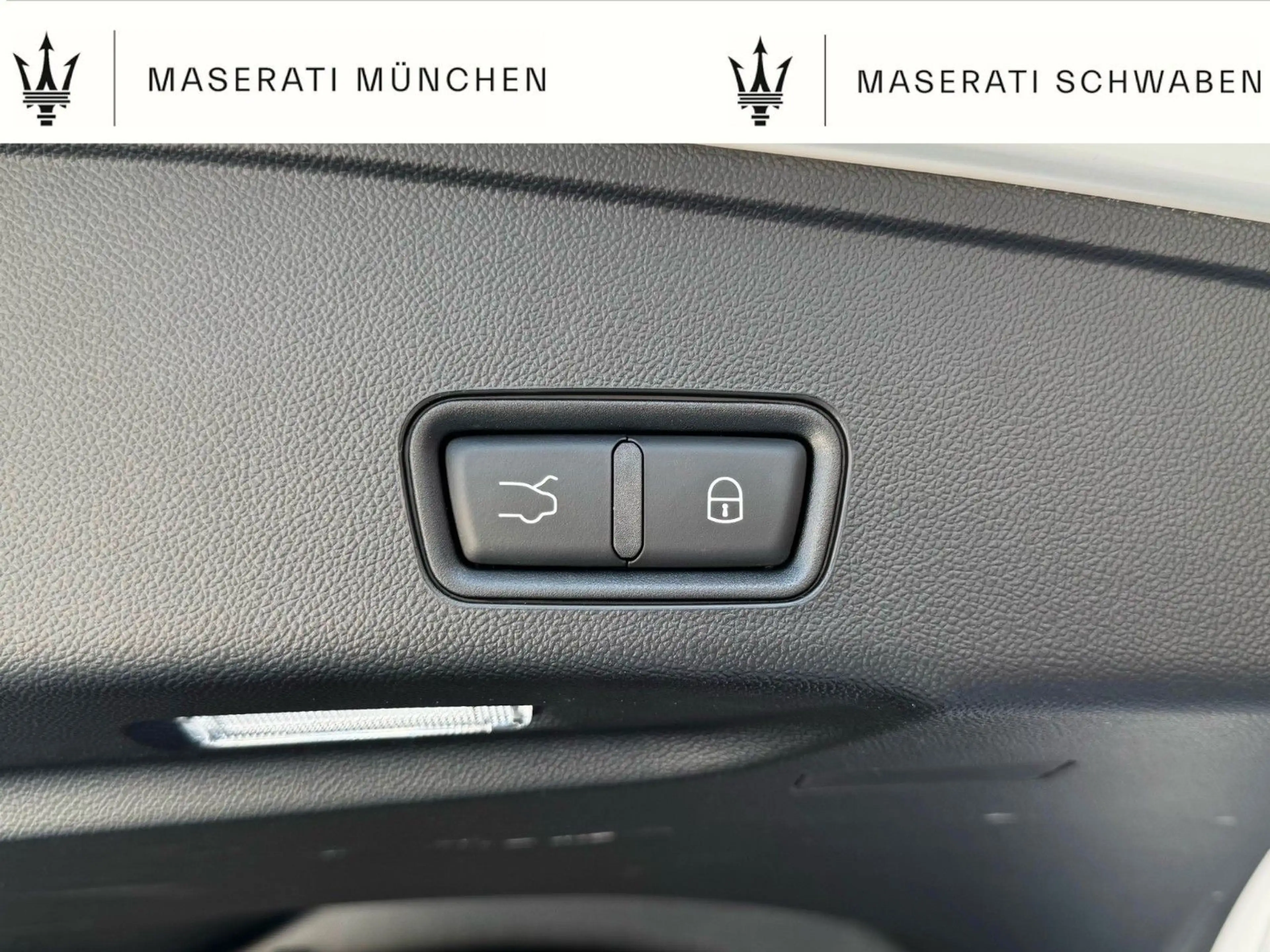 Maserati Grecale GT 300/ HUD/ PANORAMADACH/20Zoll — photo 14