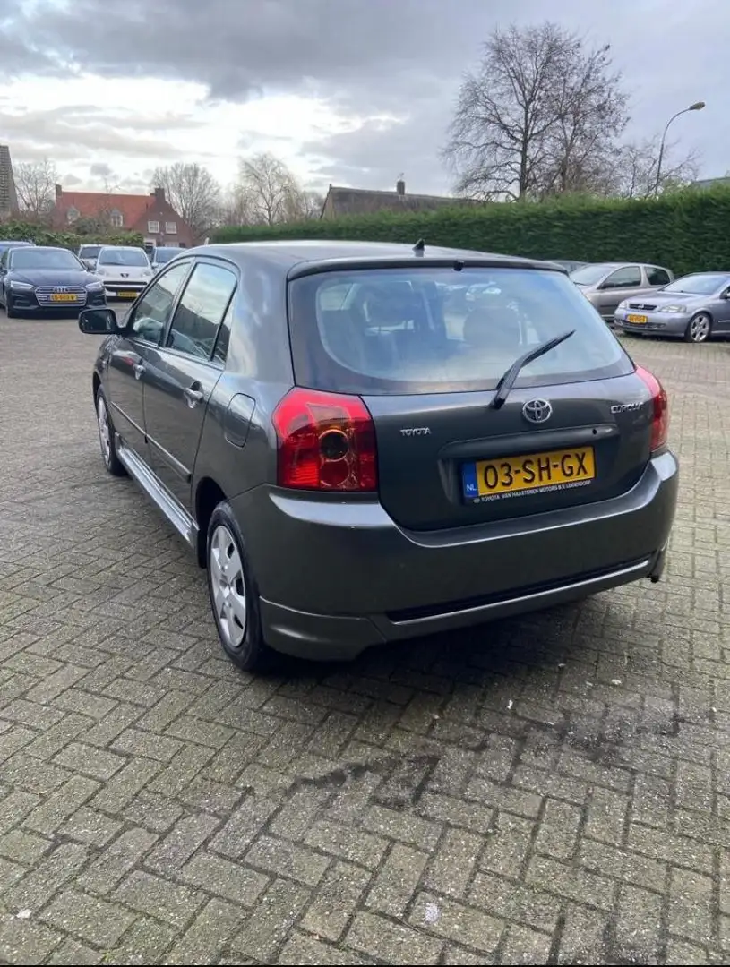 Toyota Corolla 1.6 VVT-i S-Line Grijs - 2