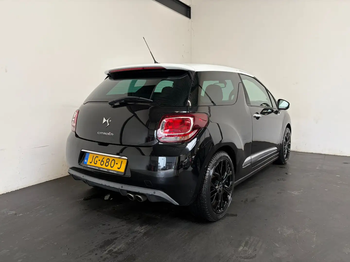 Citroen DS3 1.6 THP Sport Chic Negro - 2
