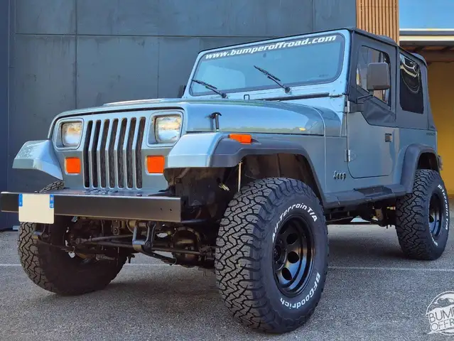 Jeep Wrangler YJ 4,0 L