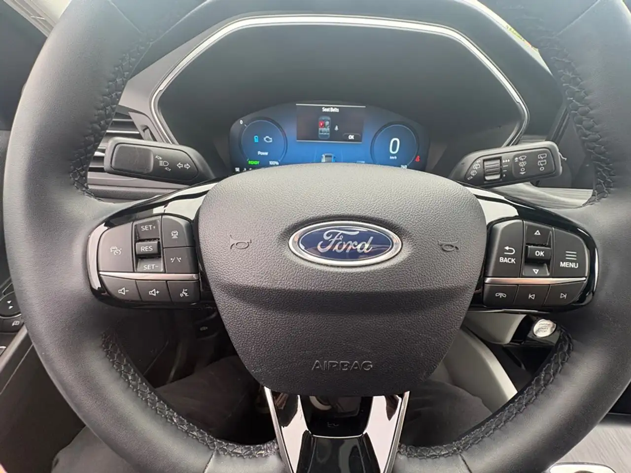 Ford Escape снимка Ford Escape