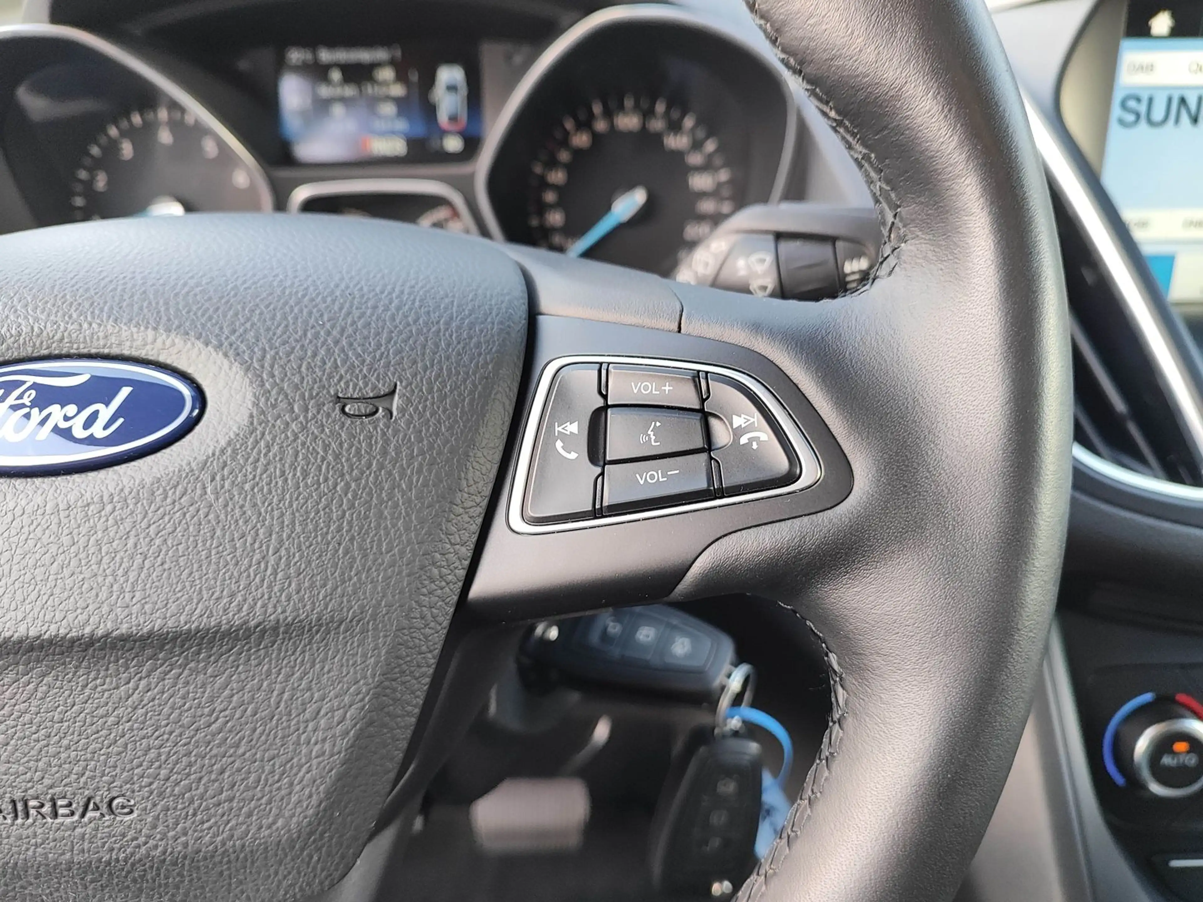 Ford C-Max Cool & Connect * TOTWINKEL*SPURHALTE*DAB+* — photo 16