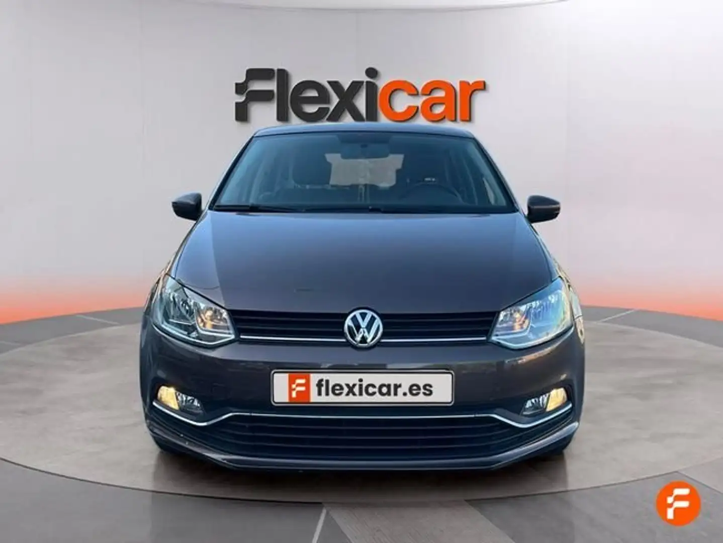 Volkswagen Polo TSI Marrón - 2