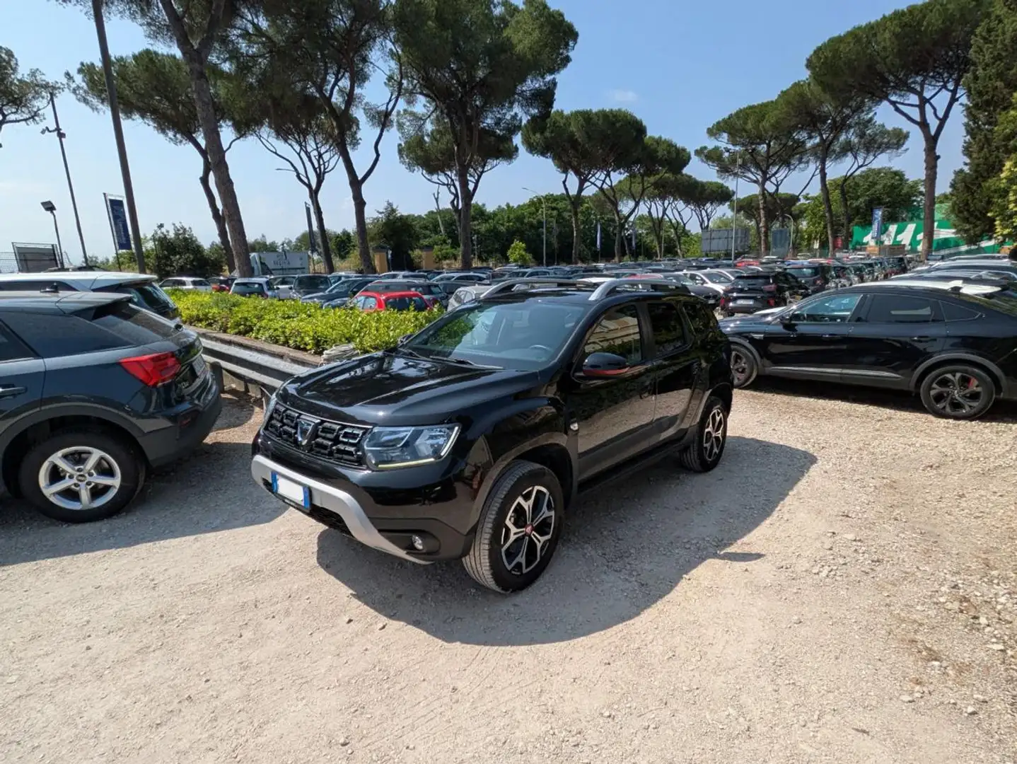 Dacia Duster TECHROAD 1.5dCi 116cv BLIND SPOT MONITOR TELECAM Nero - 1