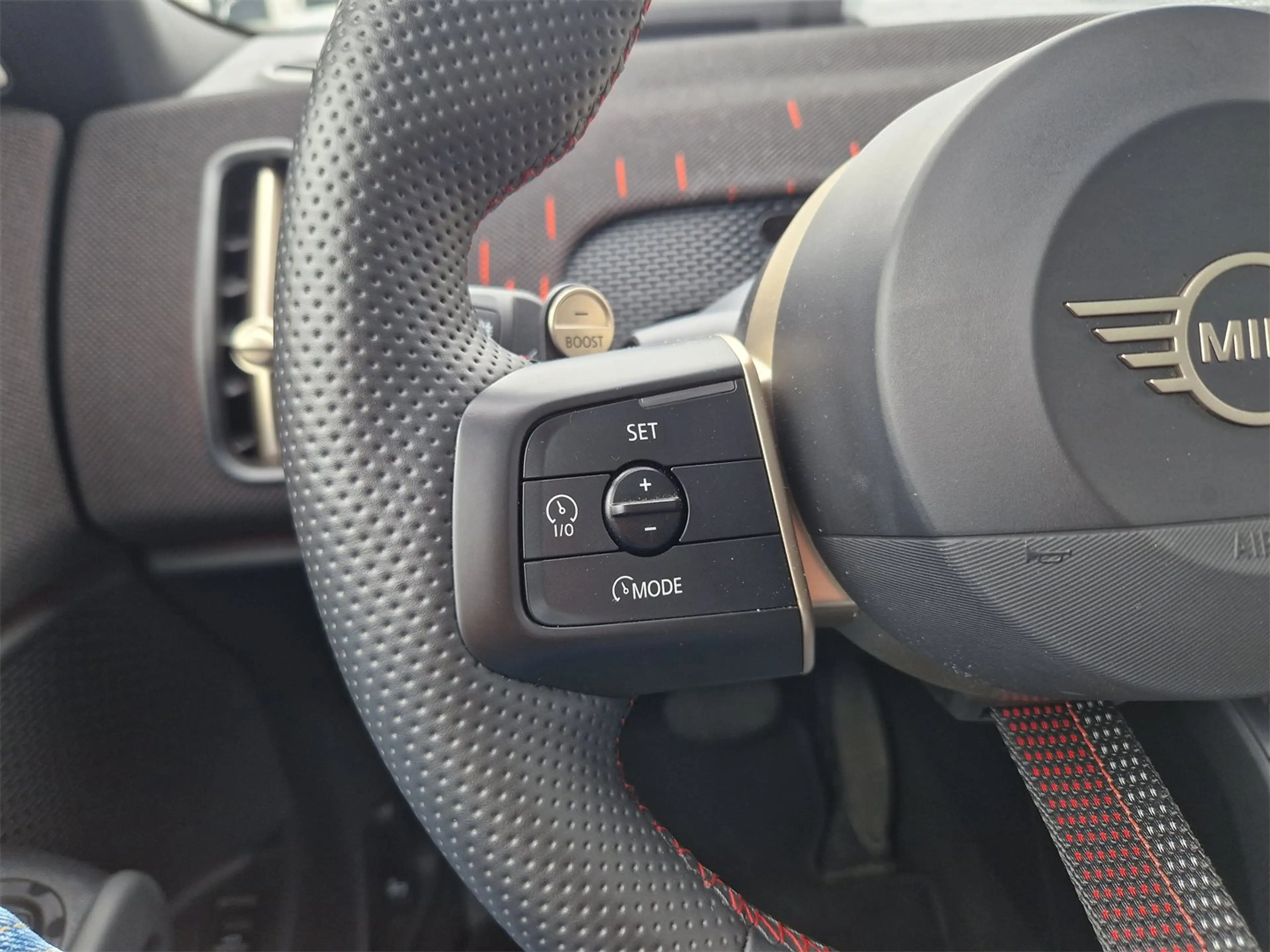 MINI Countryman S All4 Countryman S — photo 8