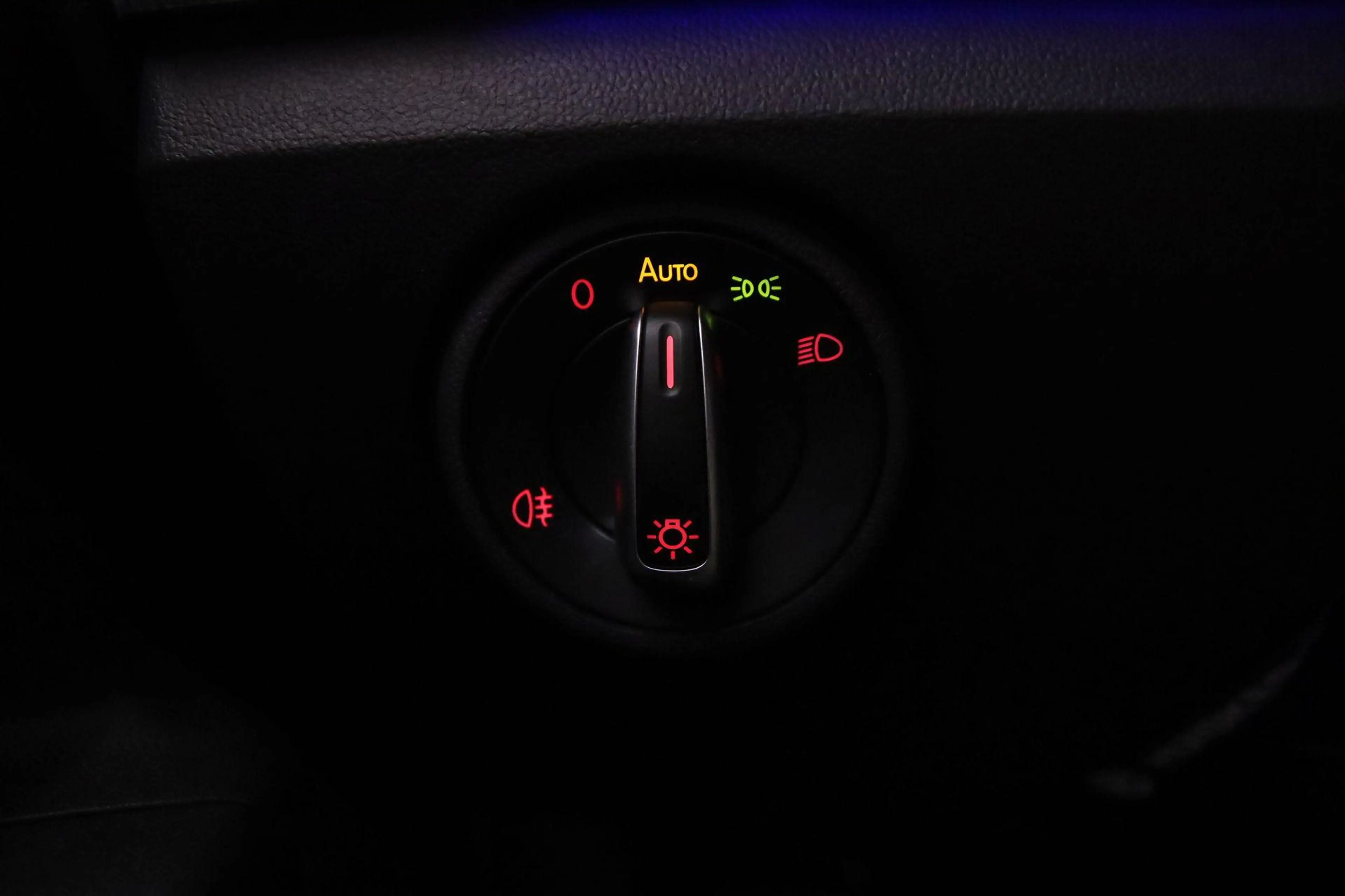 Volkswagen e-up! Style 83pk Automaat Achteruitrijcamera, Cruise con — photo 15
