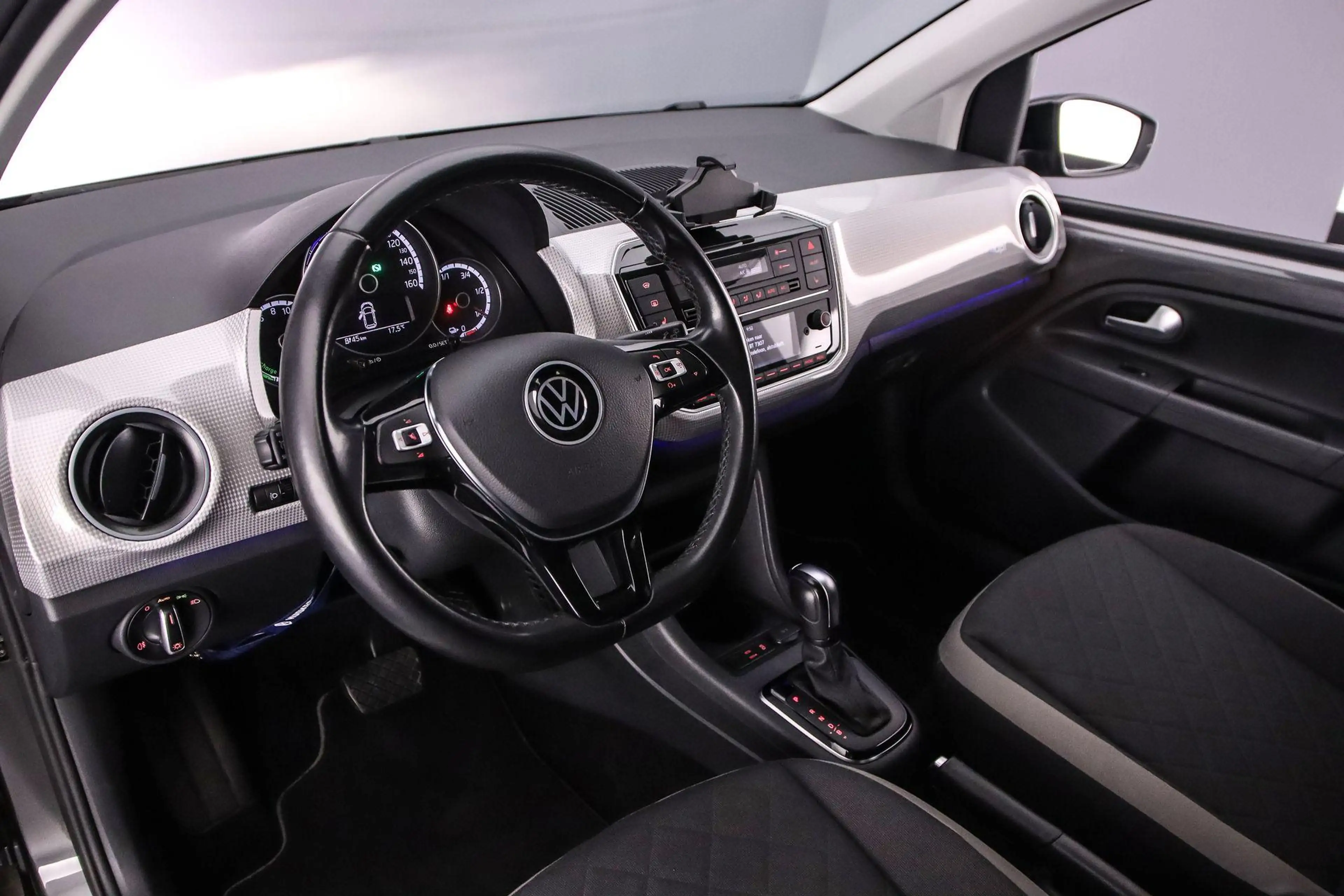 Volkswagen e-up! Style 83pk Automaat Achteruitrijcamera, Cruise con — photo 5