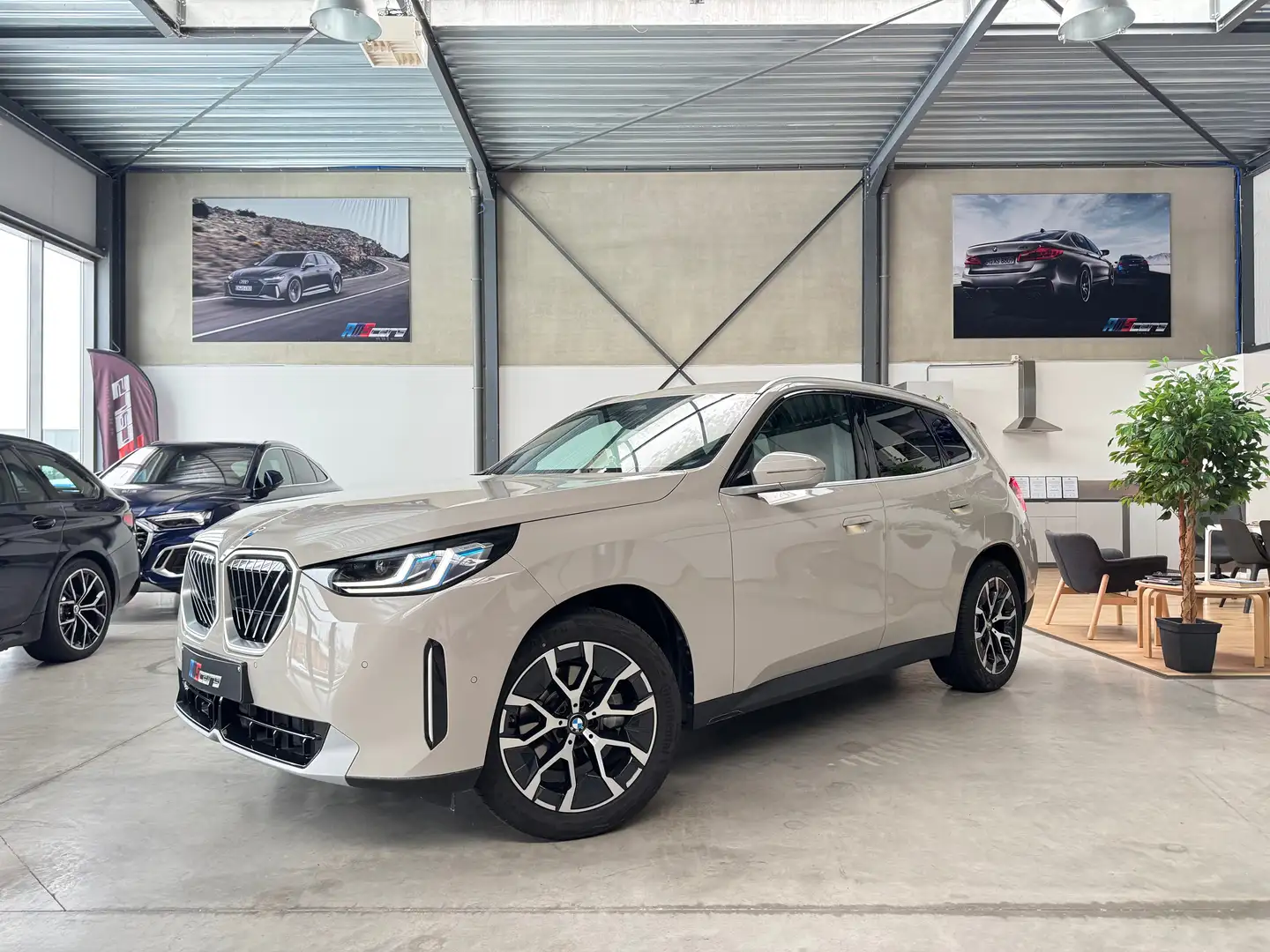 BMW X3 xDrive20d Mild-Hybrid, 05/2025, 11.000kms Gris - 1