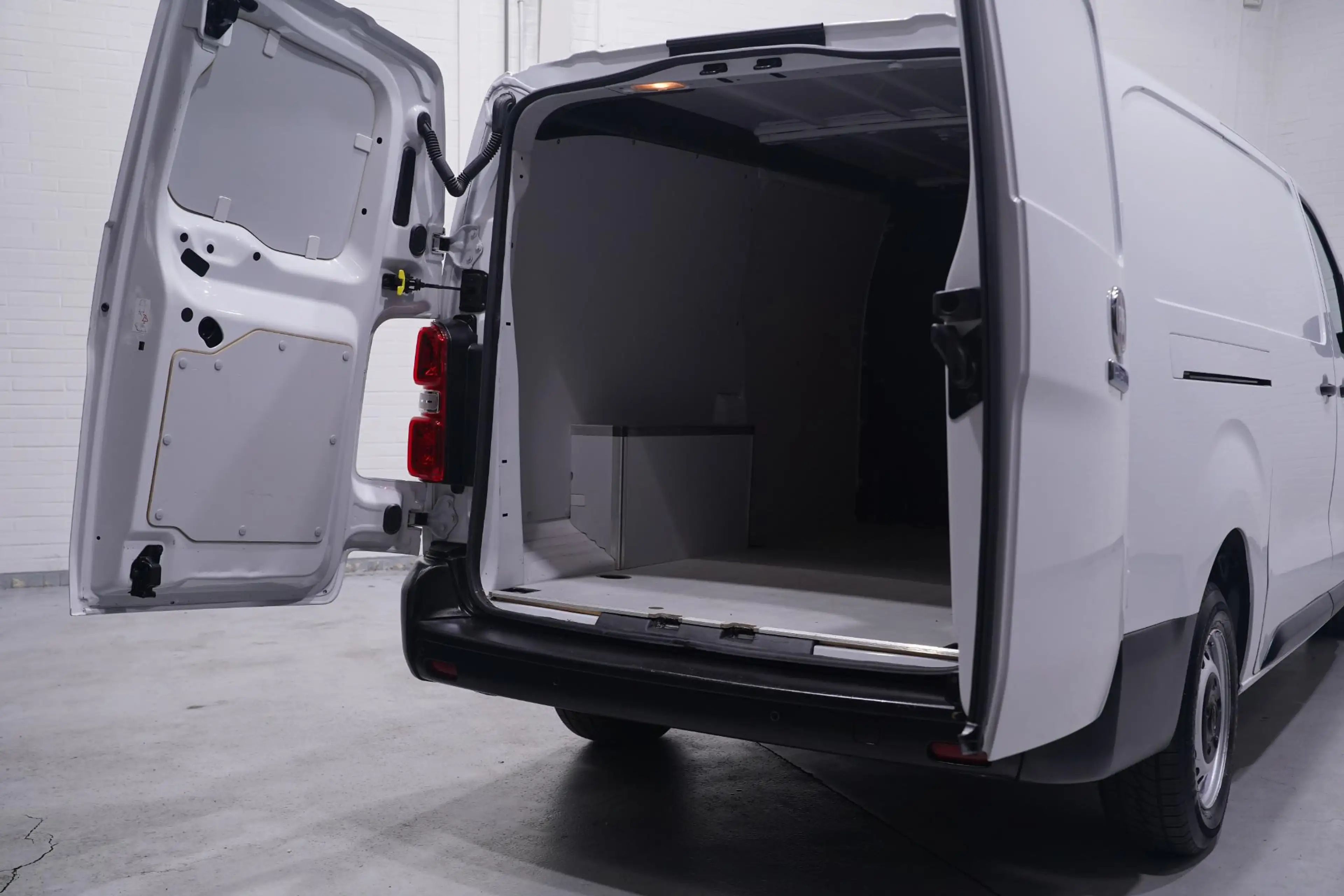 Fiat Scudo 1.5 Multijet 102 pk L3 Airco, Apple Carplay Cruise — photo 14