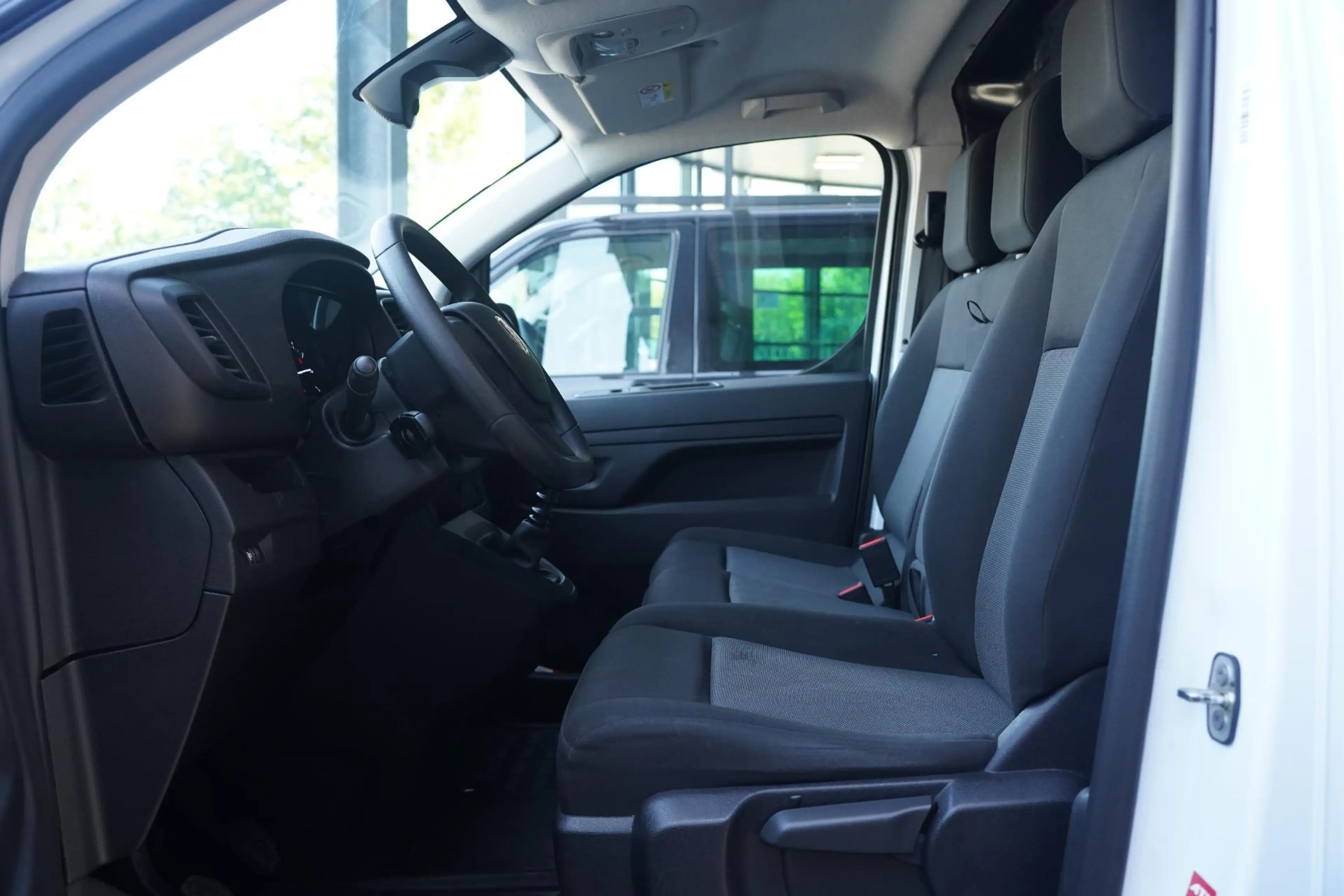 Fiat Scudo 1.5 Multijet 102 pk L3 Airco, Apple Carplay Cruise — photo 19