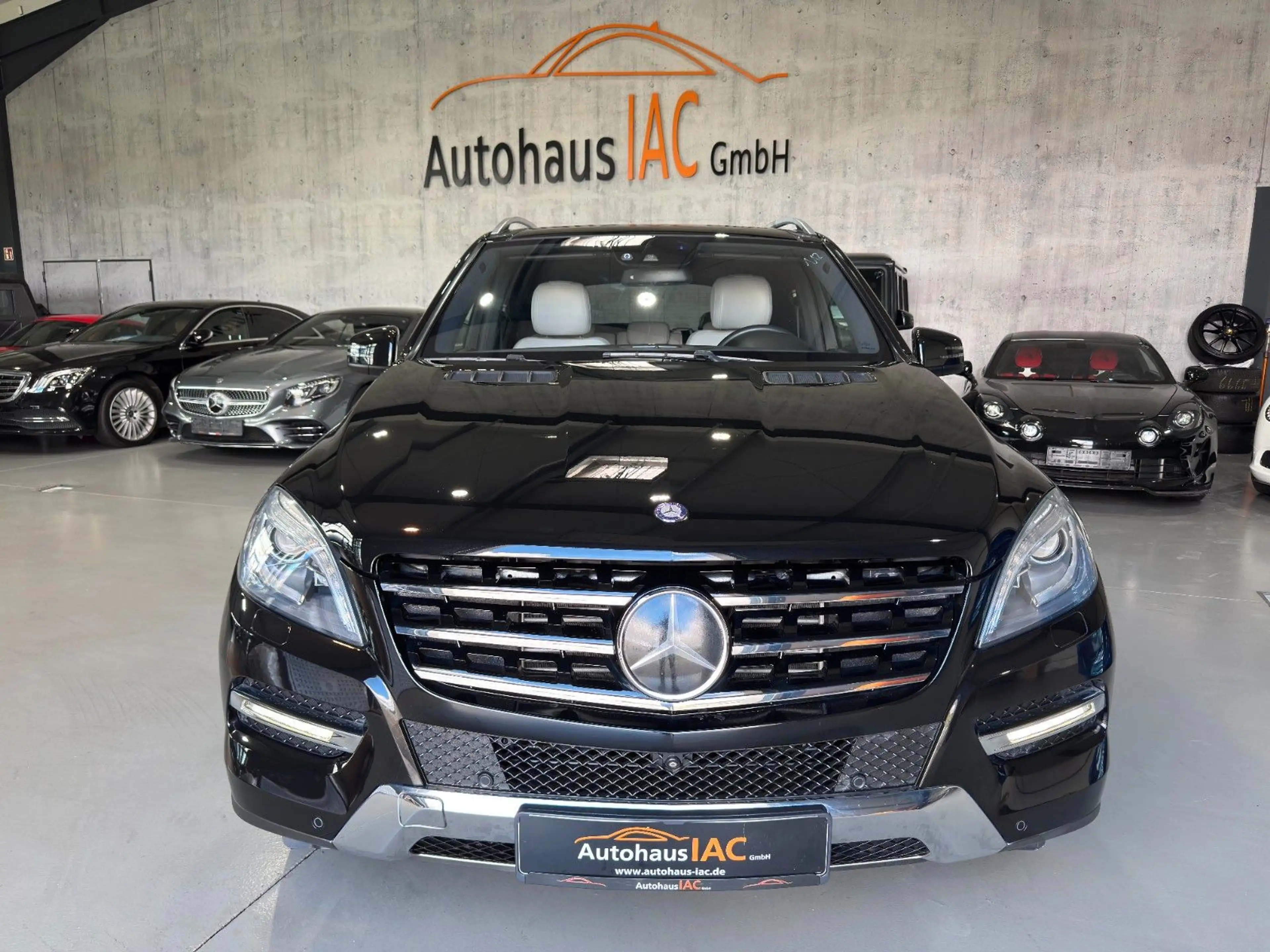 Mercedes-Benz ML 350 /CDI/MASSAGE/4Matic/PANO/360*/SITZBEL/NACH — photo 3