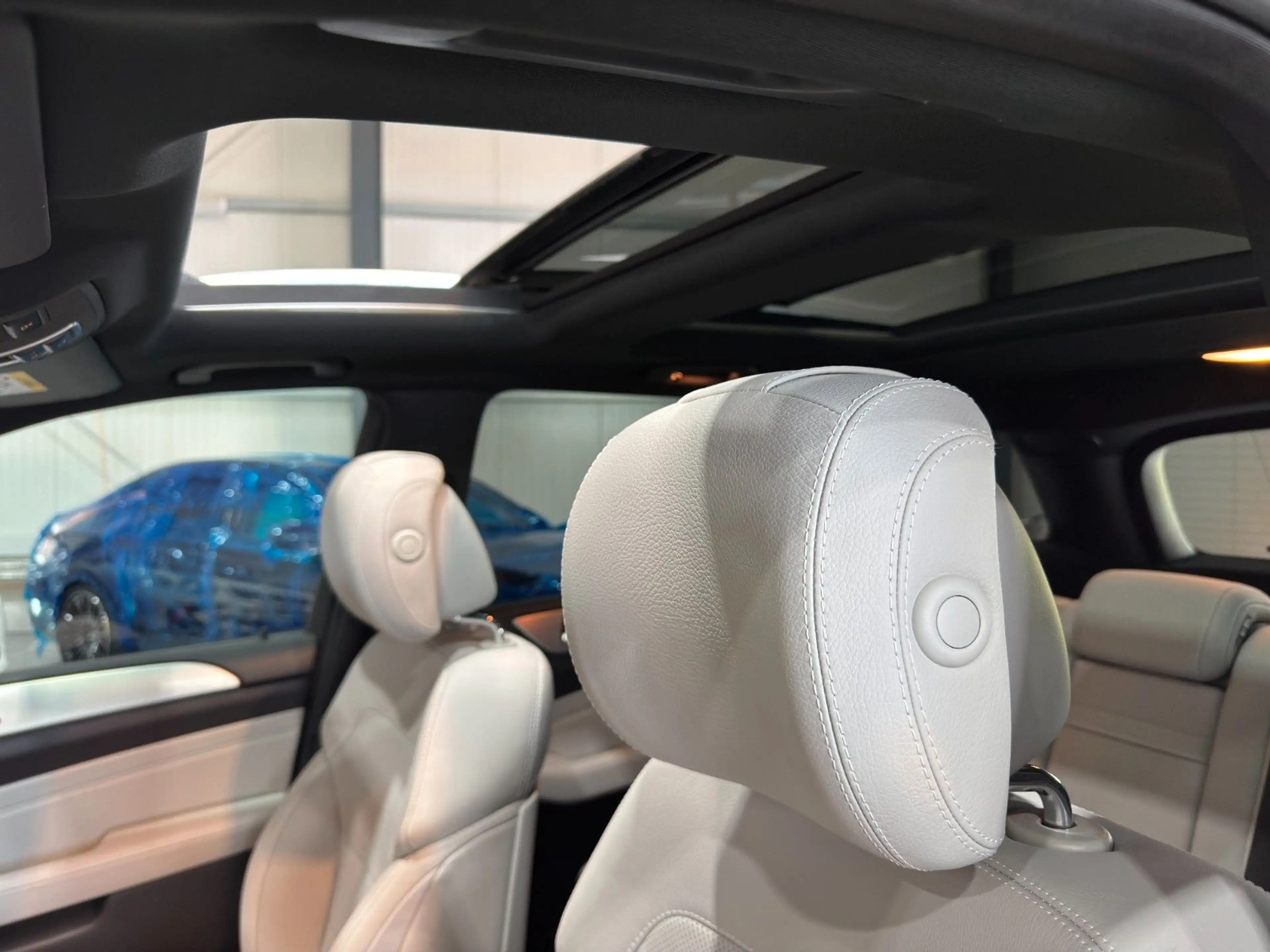 Mercedes-Benz ML 350 /CDI/MASSAGE/4Matic/PANO/360*/SITZBEL/NACH — photo 13