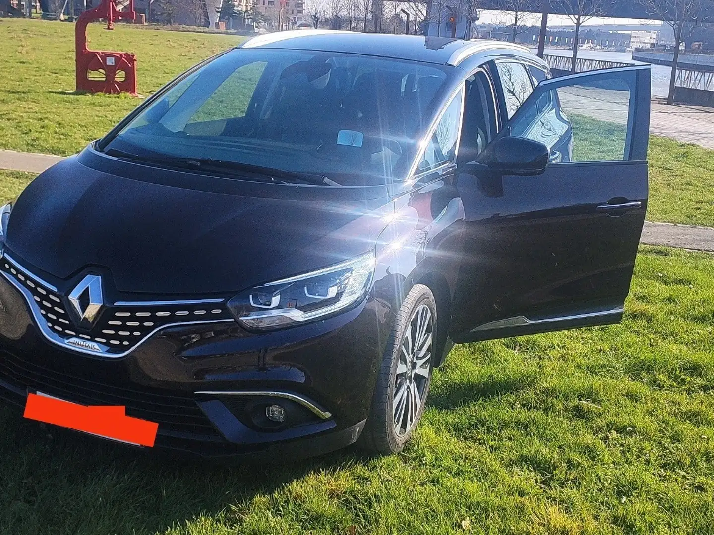 Renault Grand Scenic dCi 160 Energy EDC Initiale Paris - 1