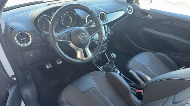 Opel Adam view 8